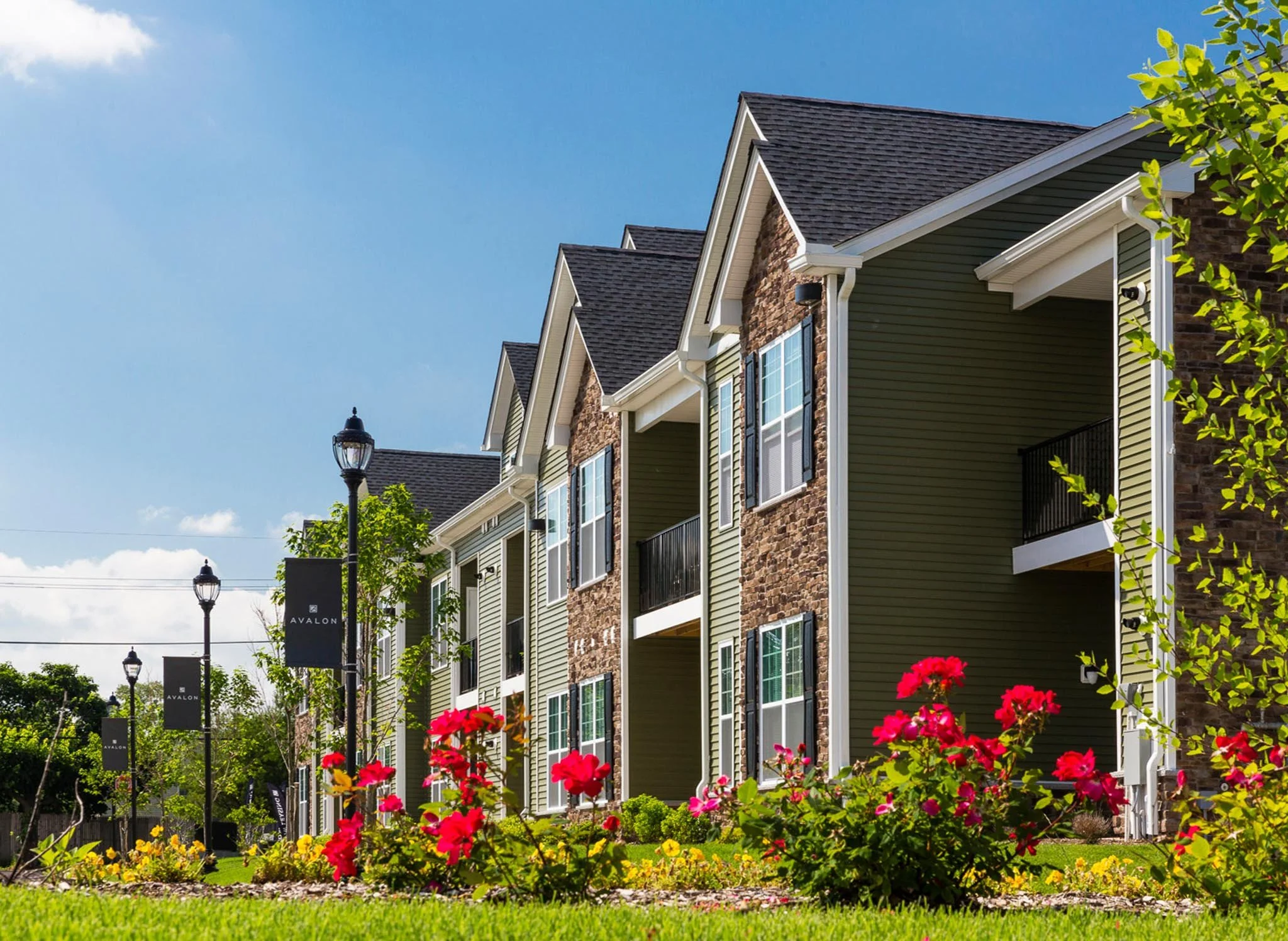 MF LR-09017-Avalon Huntington Station-CREDIT Courtesy of AvalonBay Communities-Small-9.jpg