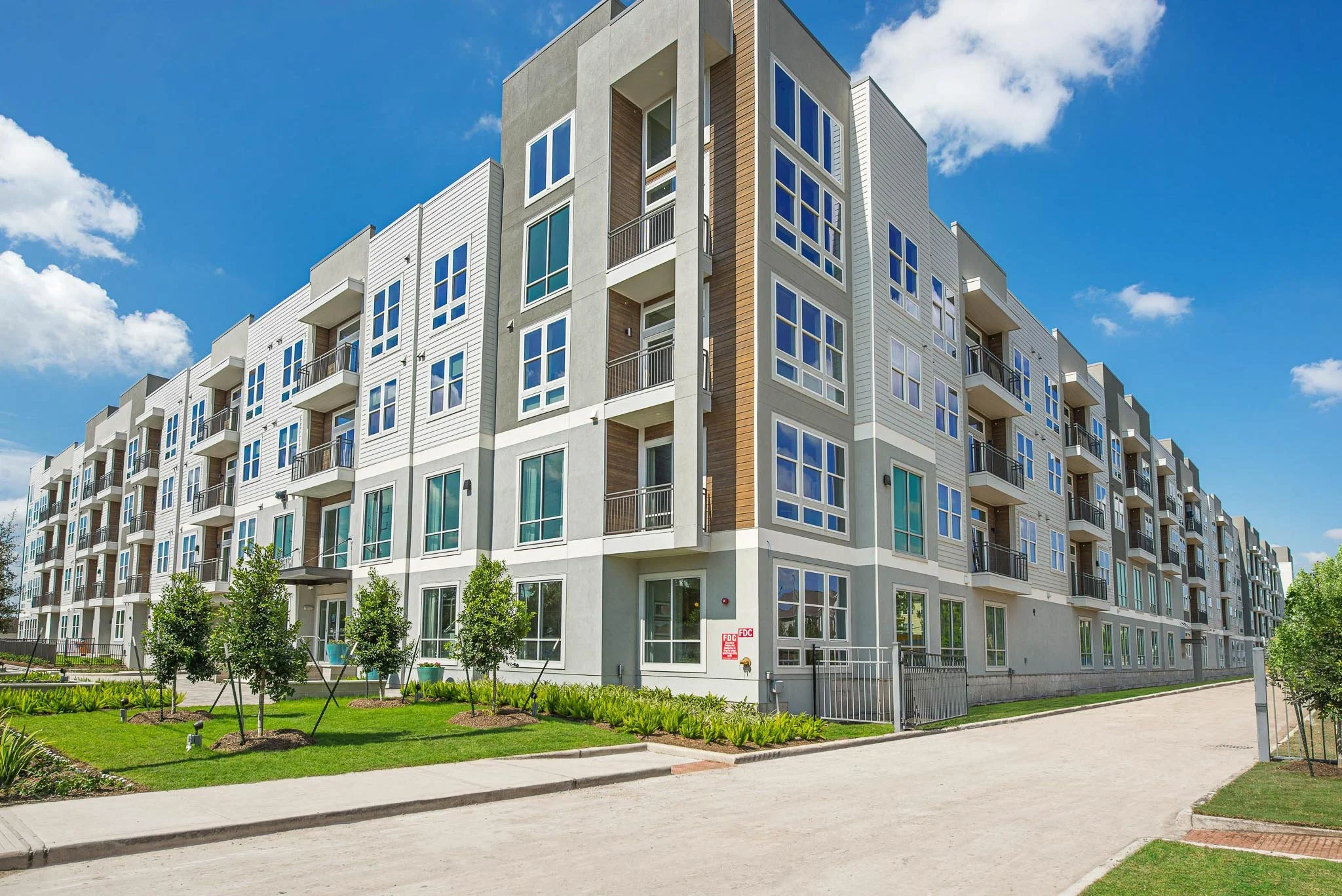 MF MR-18018-Alta Med Main-CREDIT Wood Partners-Small -2.jpg