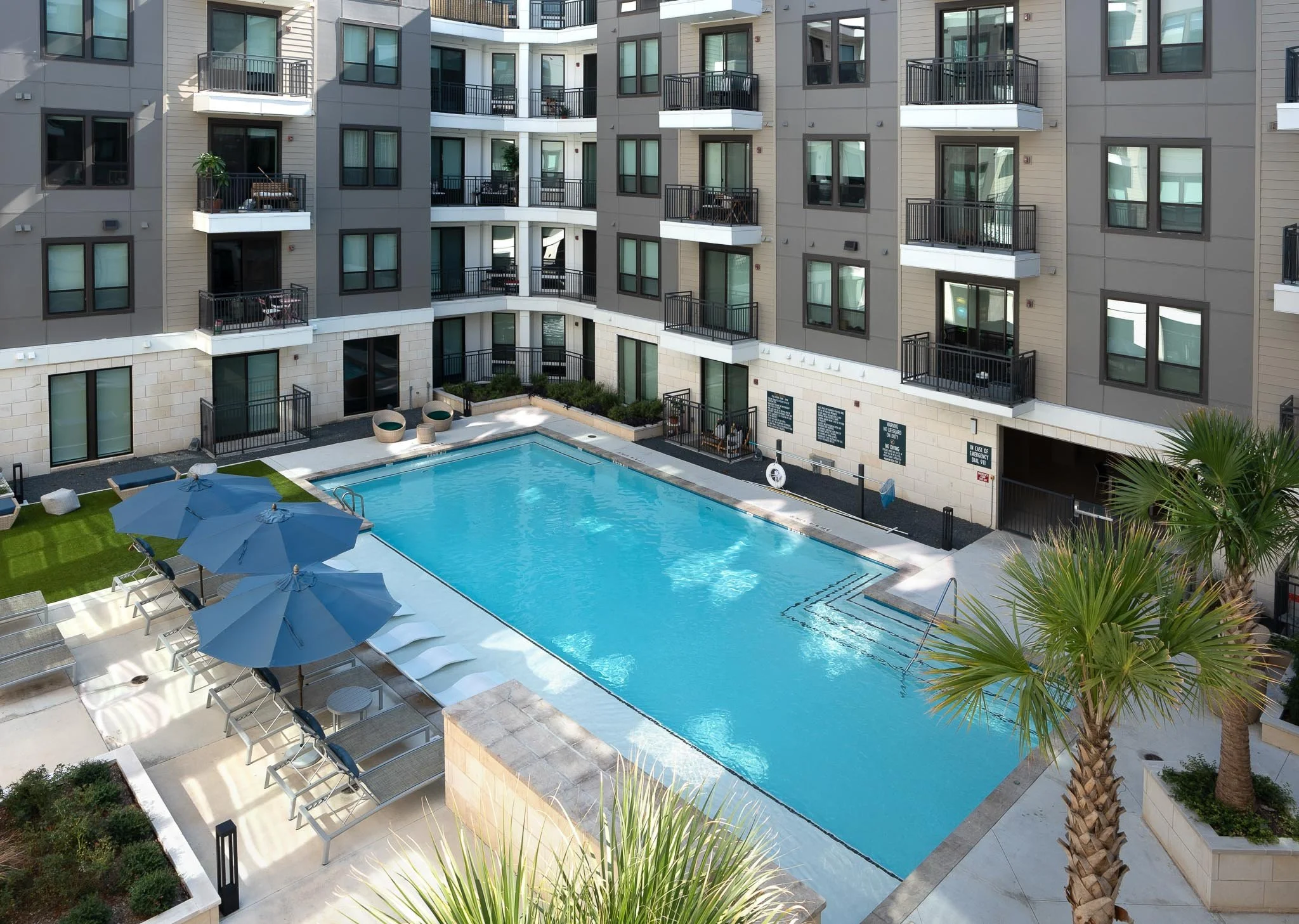 MF MR-22004-Broadstone North Lamar-Small-1.jpg