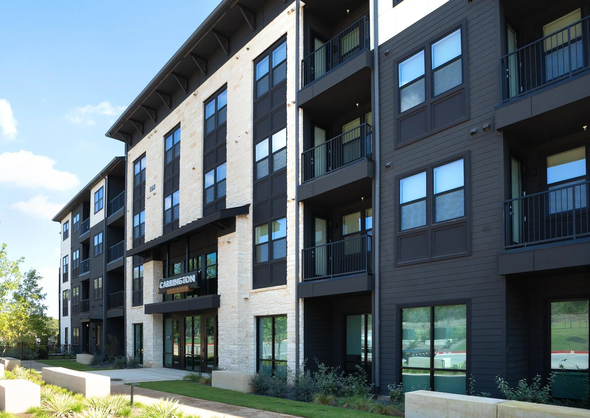 MF LR-20043-Carrington at Oak Hill-Austin Vega 2-Small-01.jpg