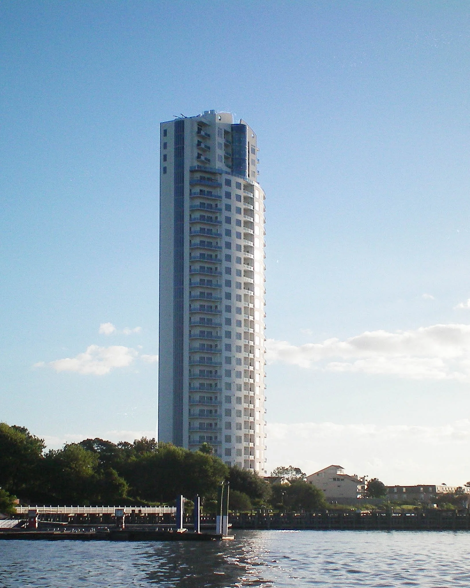 MF HR-07011-Endeavour-Small-3.jpg