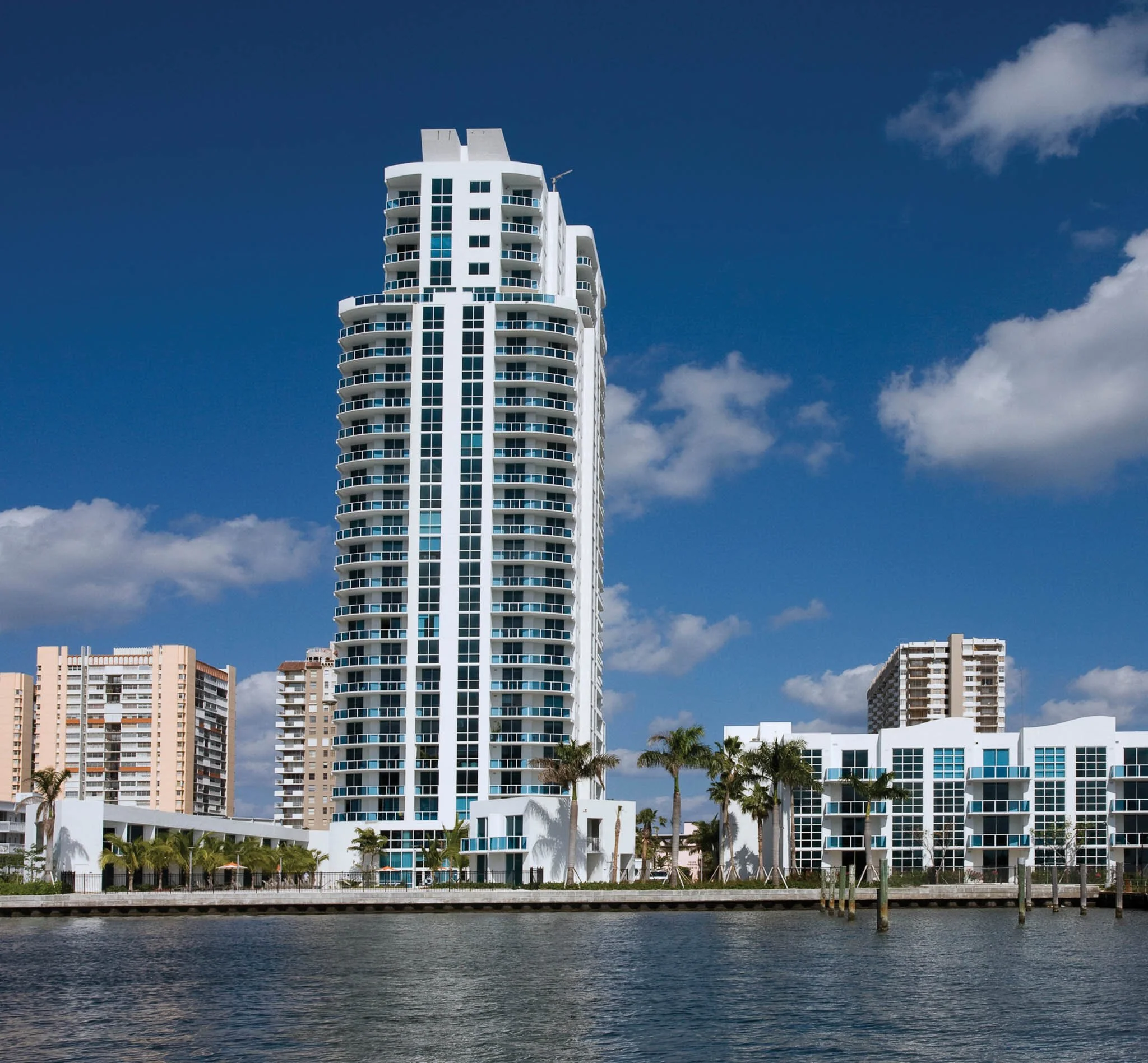 MF HR-04005-Ocean Marine Yacht Club-Small-4.jpg