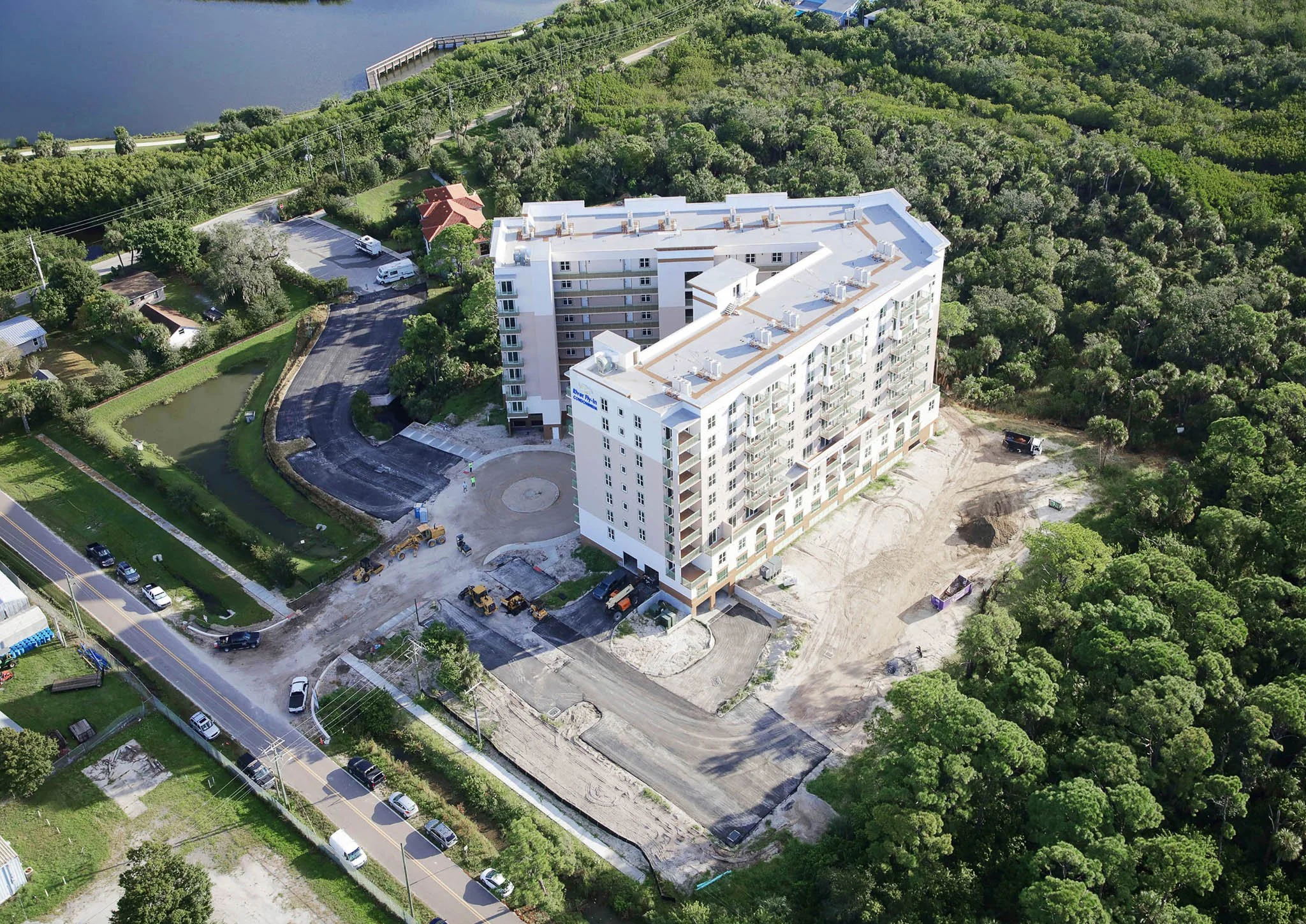 MF HR-16011-River Fly-In-Small-1.jpg