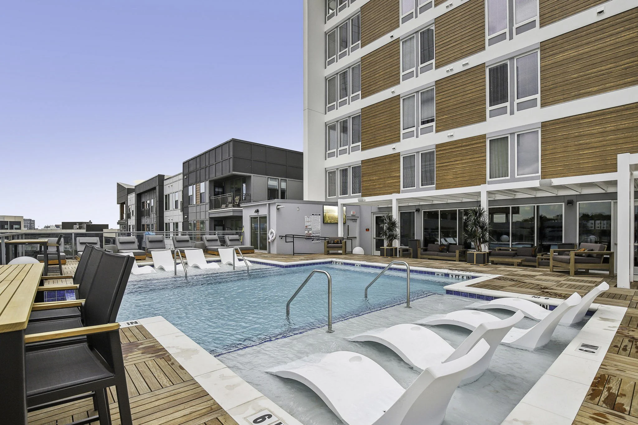 MF HR-20033-Haven at Charlotte-Small-21.jpg