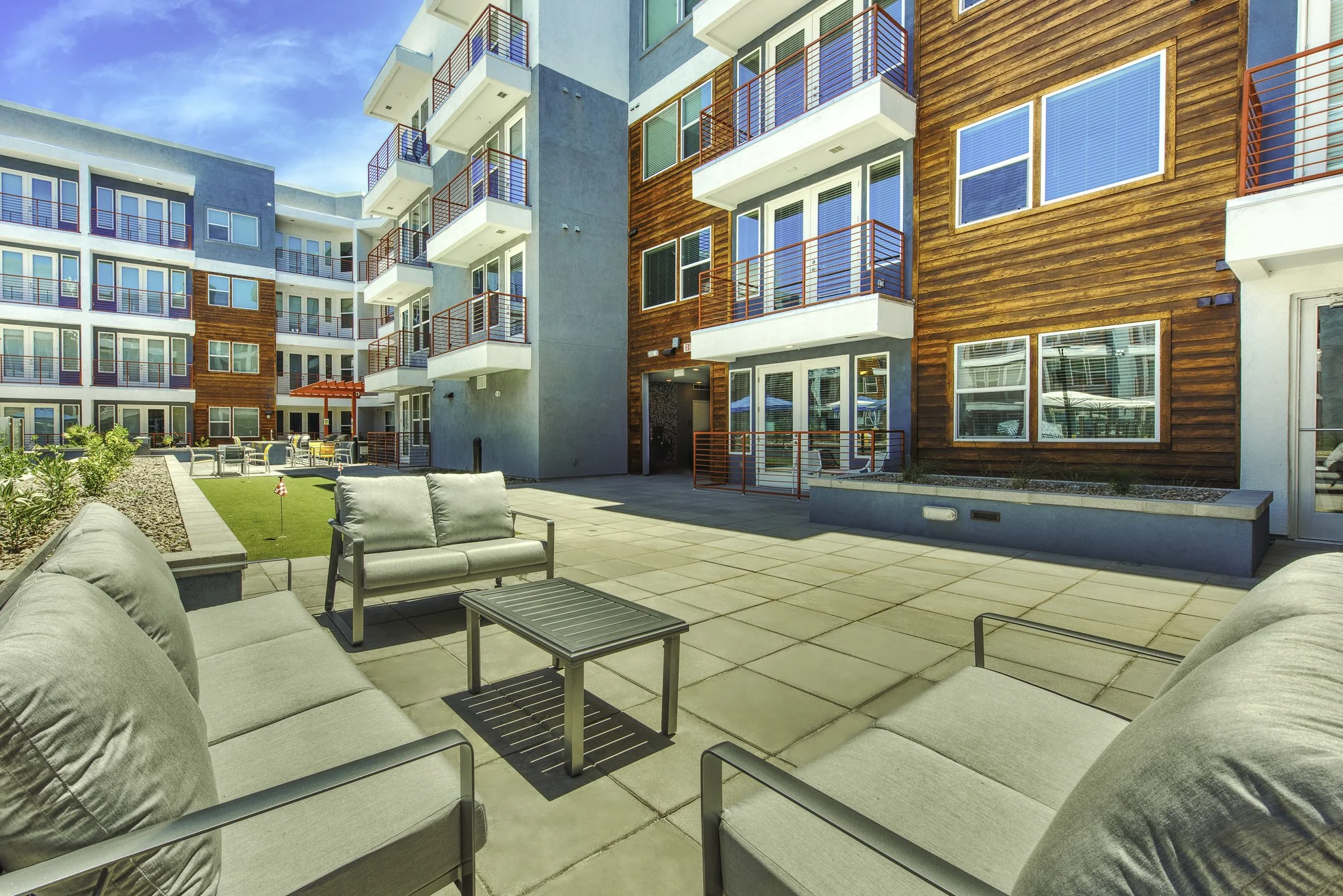 MF MU-17127-Centra-Web-5.jpg