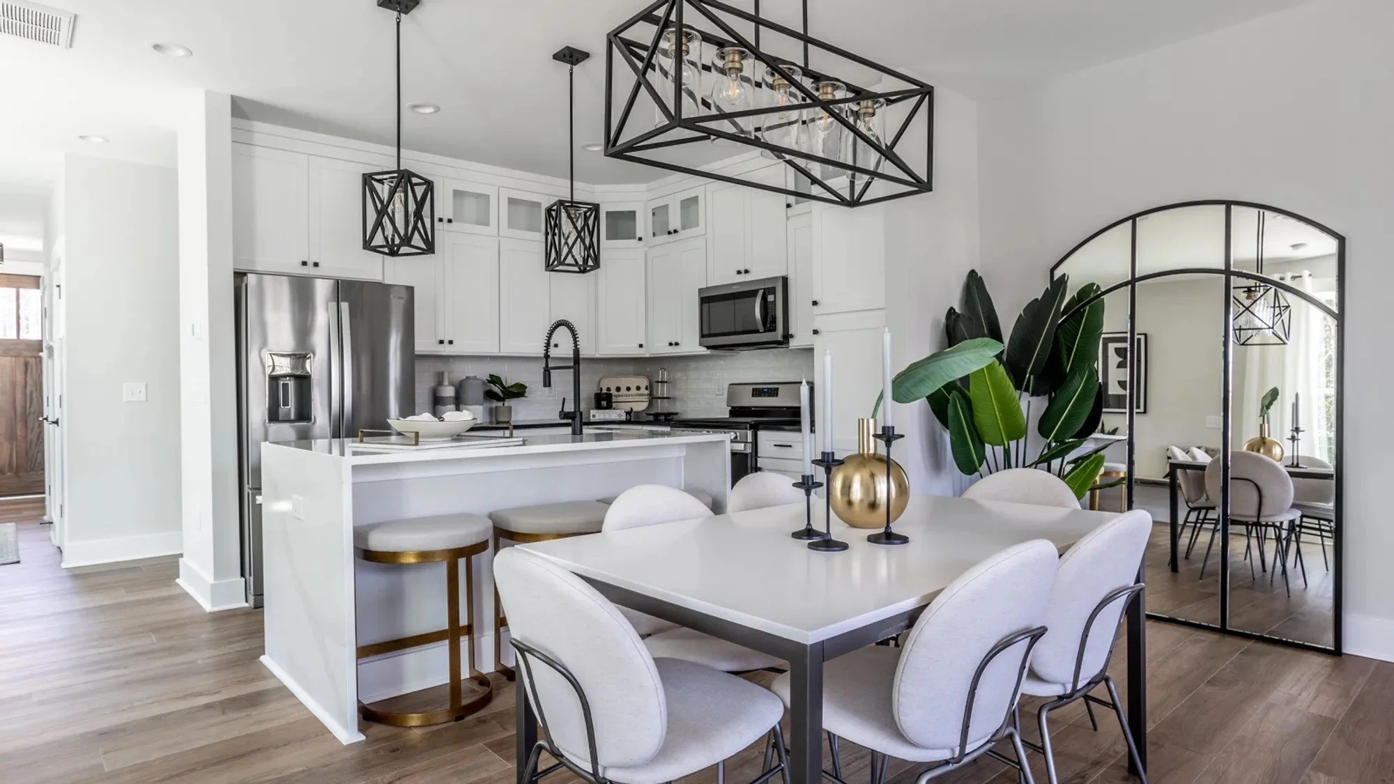 MF LR-20023-Edwards Mill-Interior Kitchen-IMAGE CREDIT Baker Residential (7).jpg