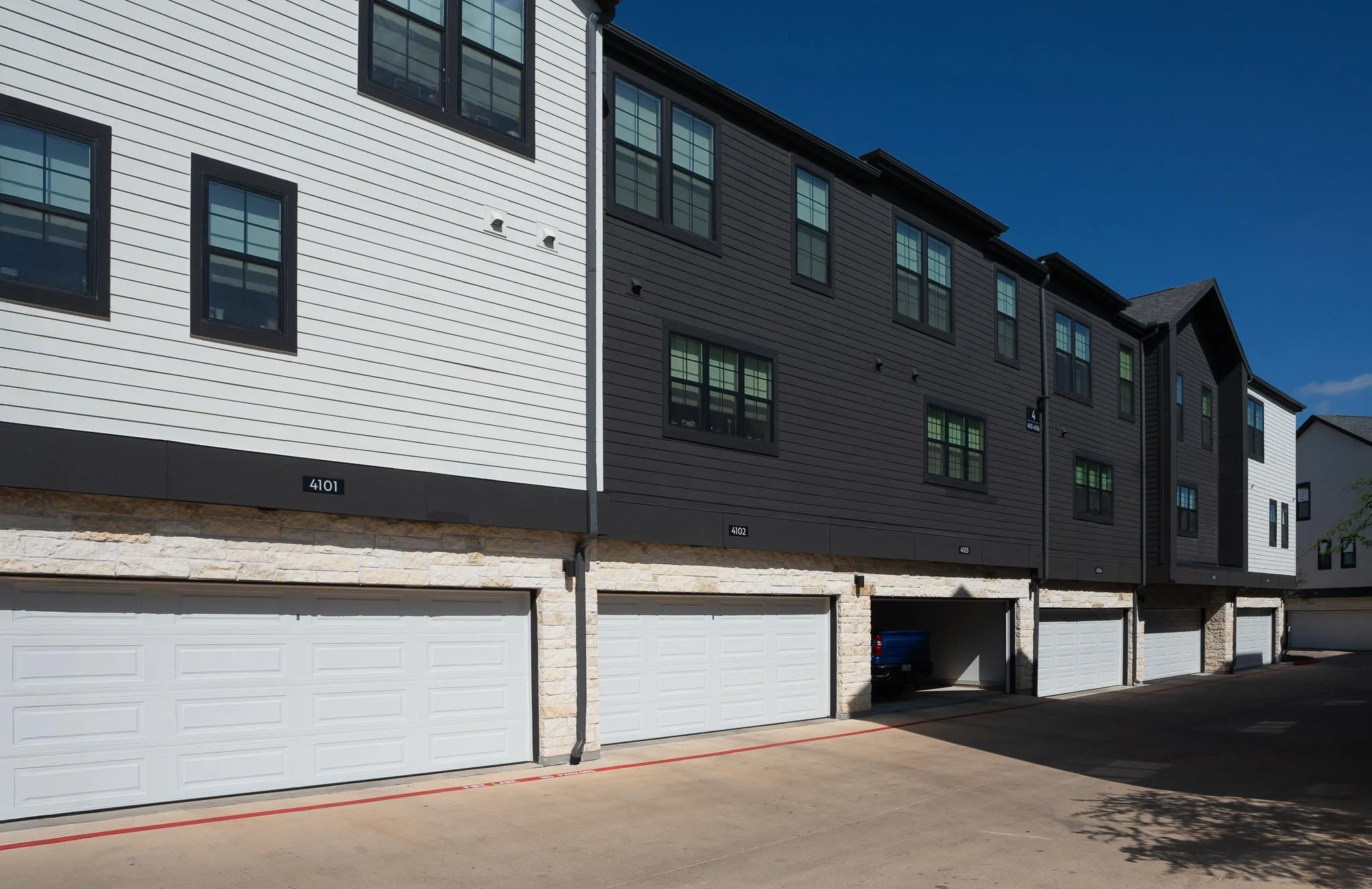 MF LR-20043-Carrington at Oak Hill-Austin Vega 2-Small-09.jpg