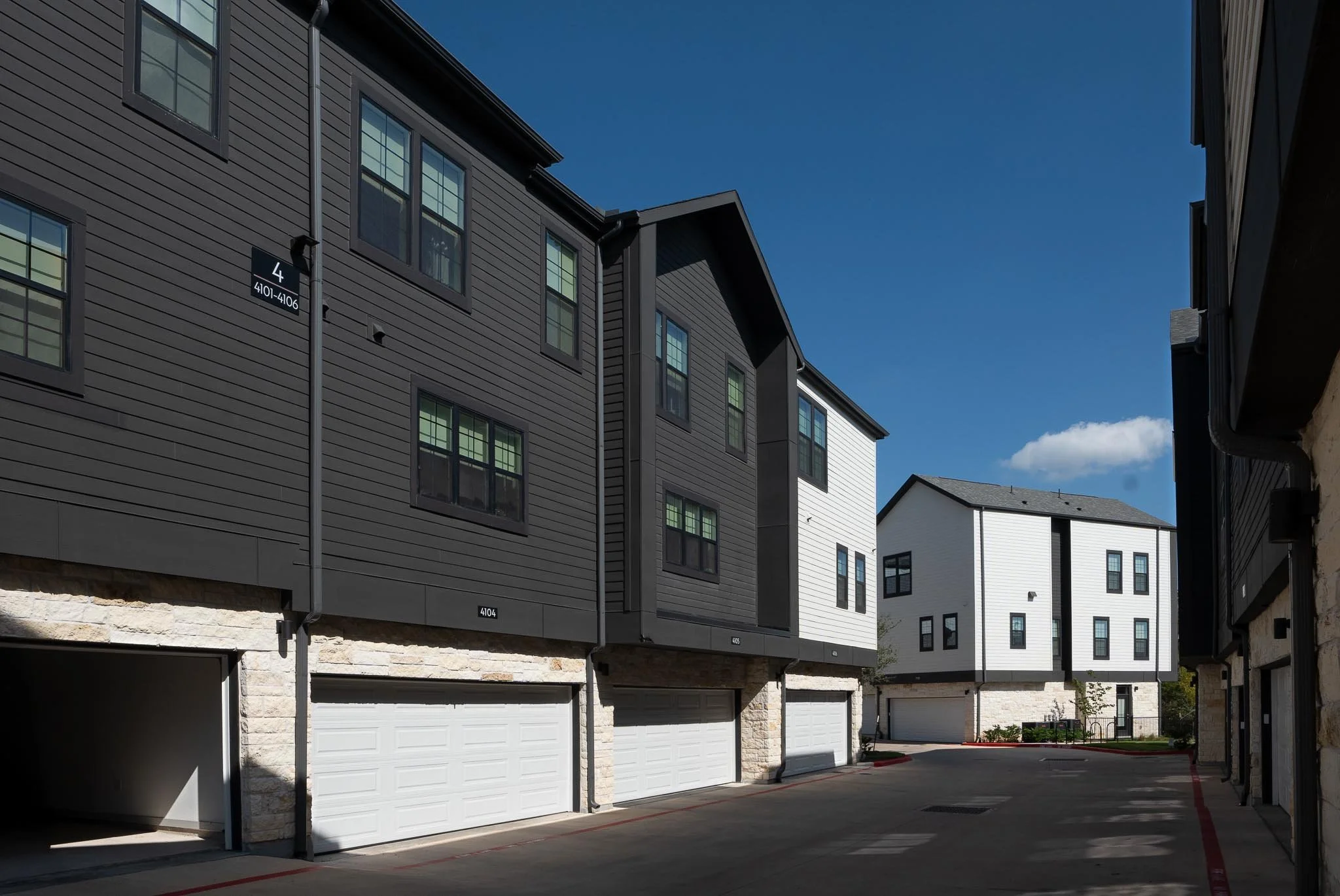 MF LR-20043-Carrington at Oak Hill-Austin Vega 2-Small-05.jpg