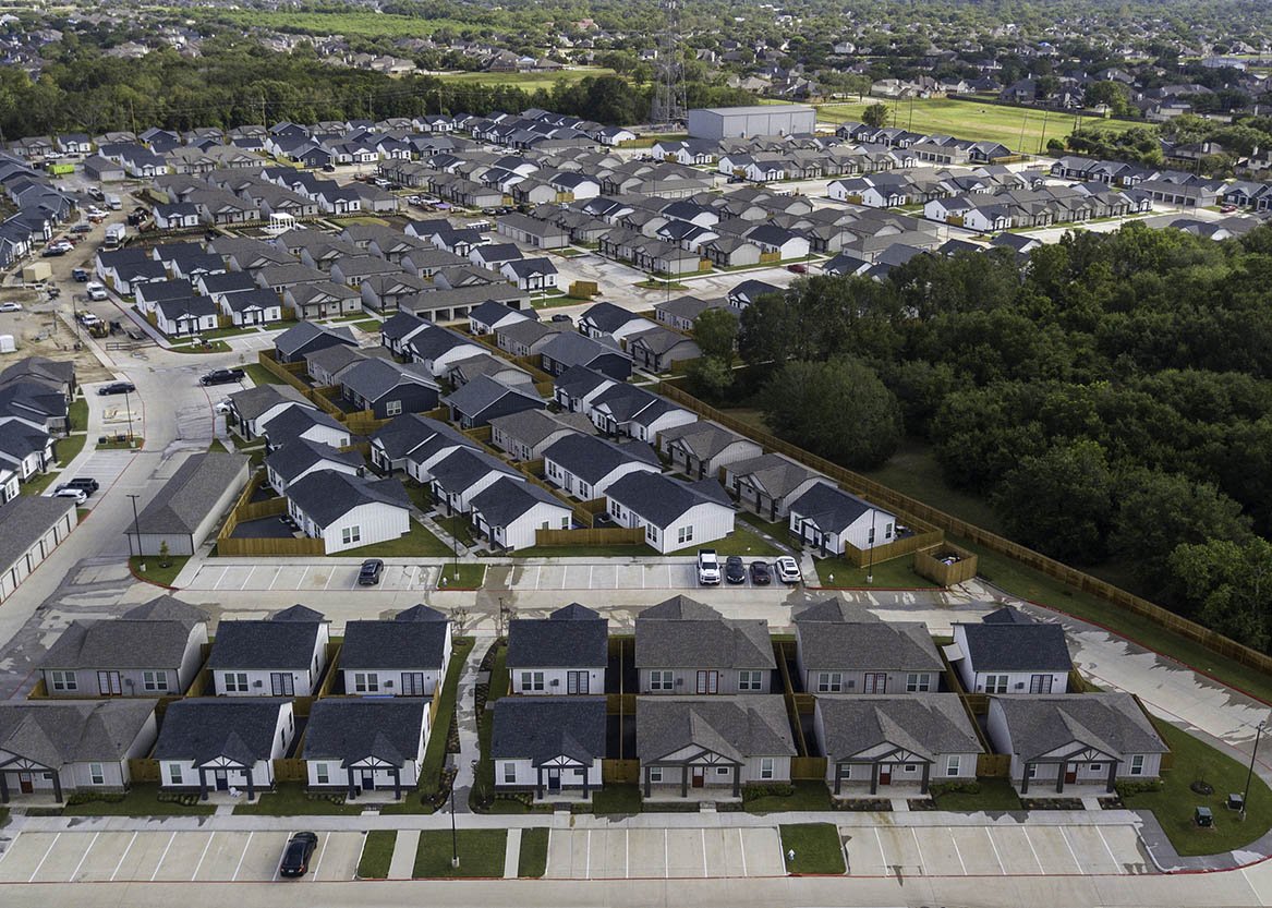 MF LR-21042-Preserve Highway 6-Small-3.jpg