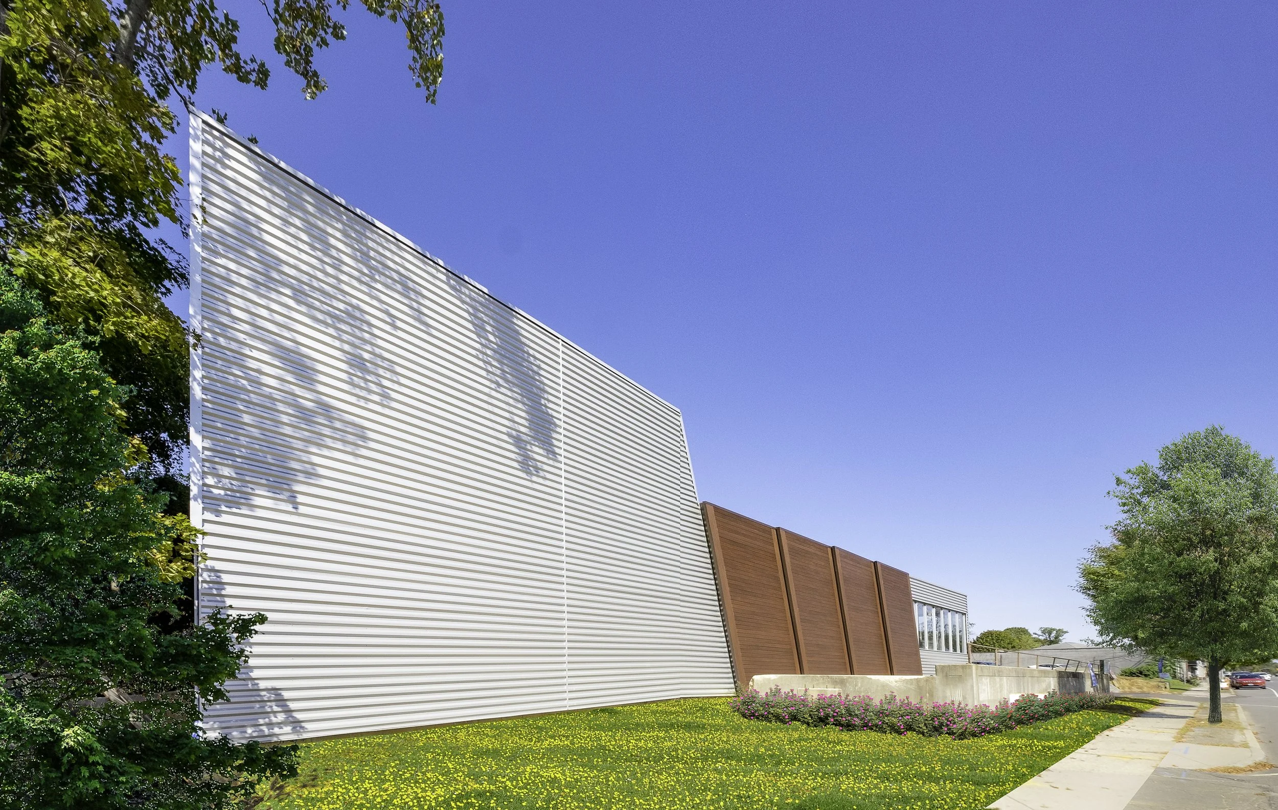 COM RET-5817110-Rising Tide Market-Small-2.jpg