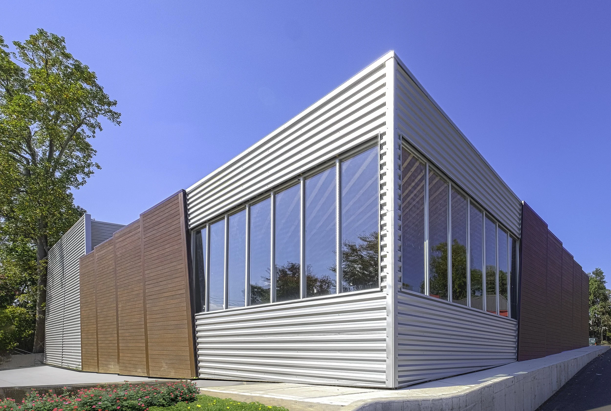 COM RET-5817110-Rising Tide Market-Small-1.jpg