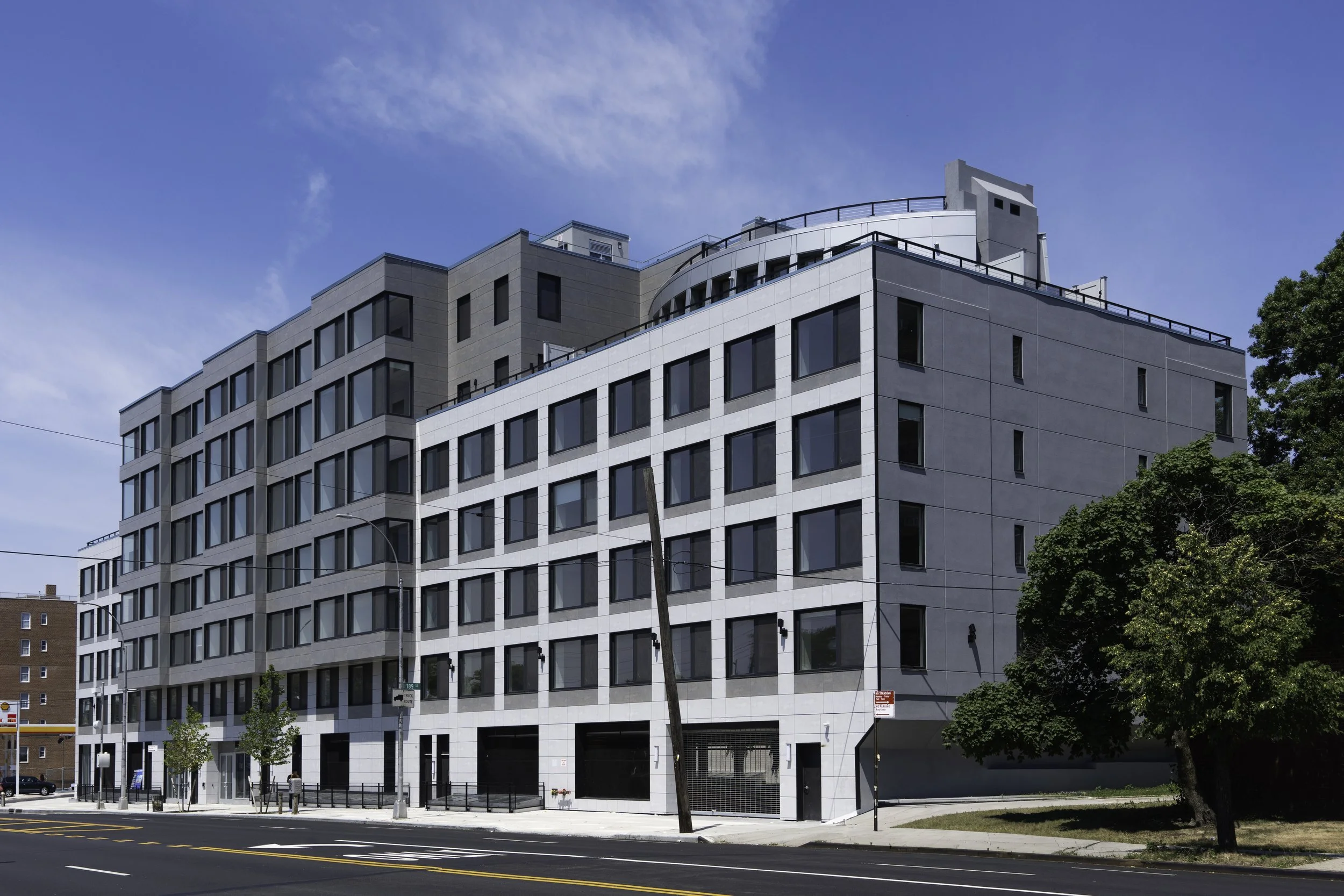 S-5817132-188-11 Hillside-Full Building-Medium.jpg