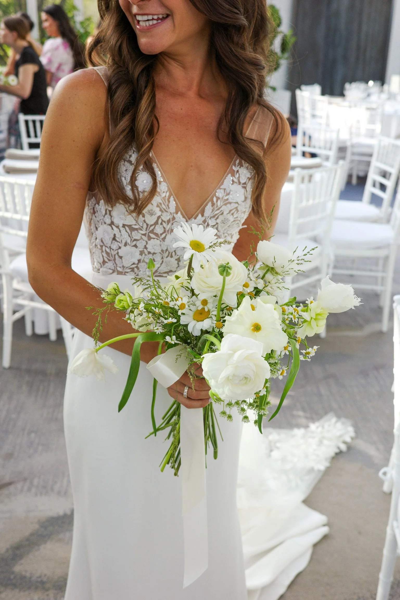 white &amp; yellow wildflower wedding @ brooklyn botanic garden
