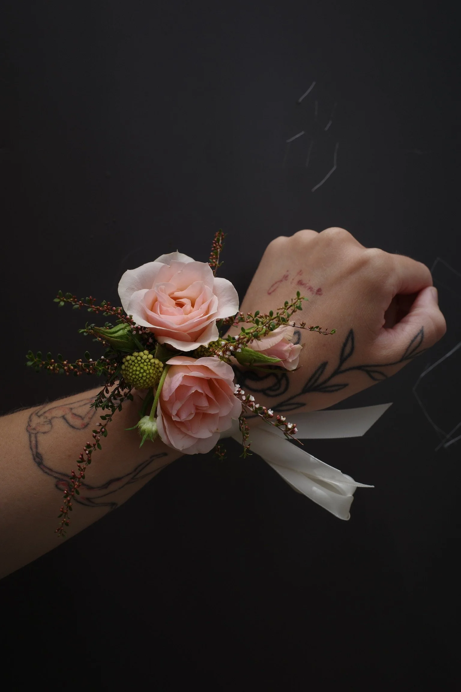 spray rose corsage