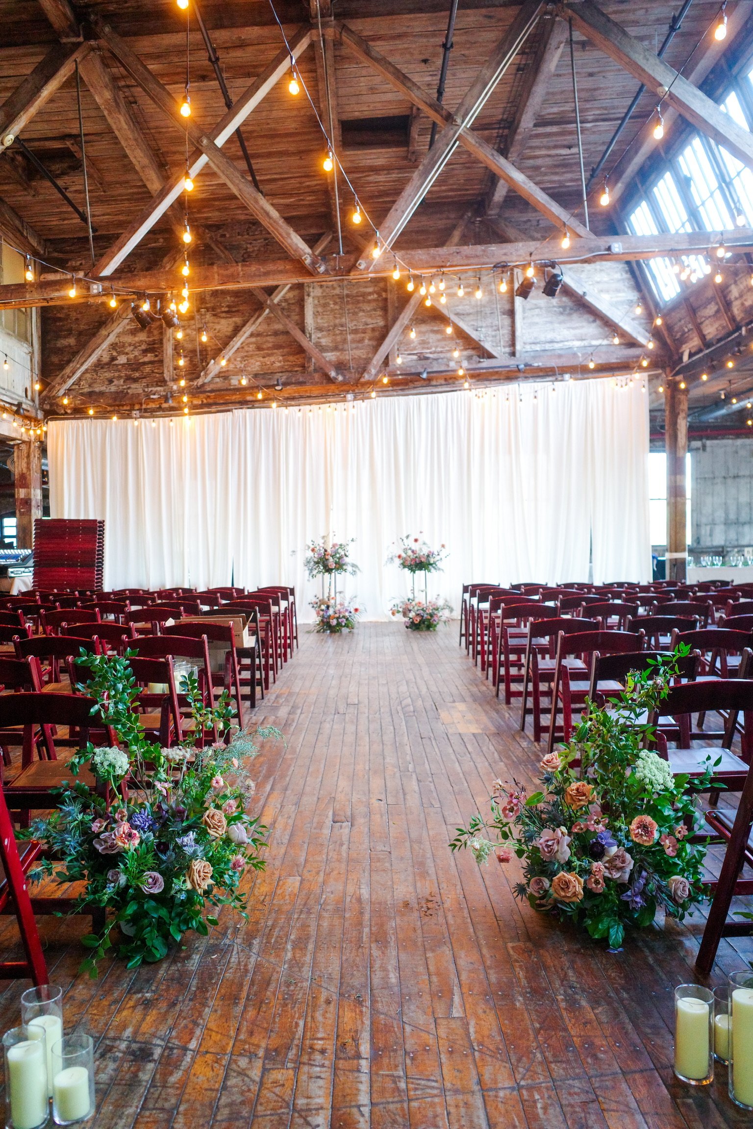 aisle header @ greenpoint loft