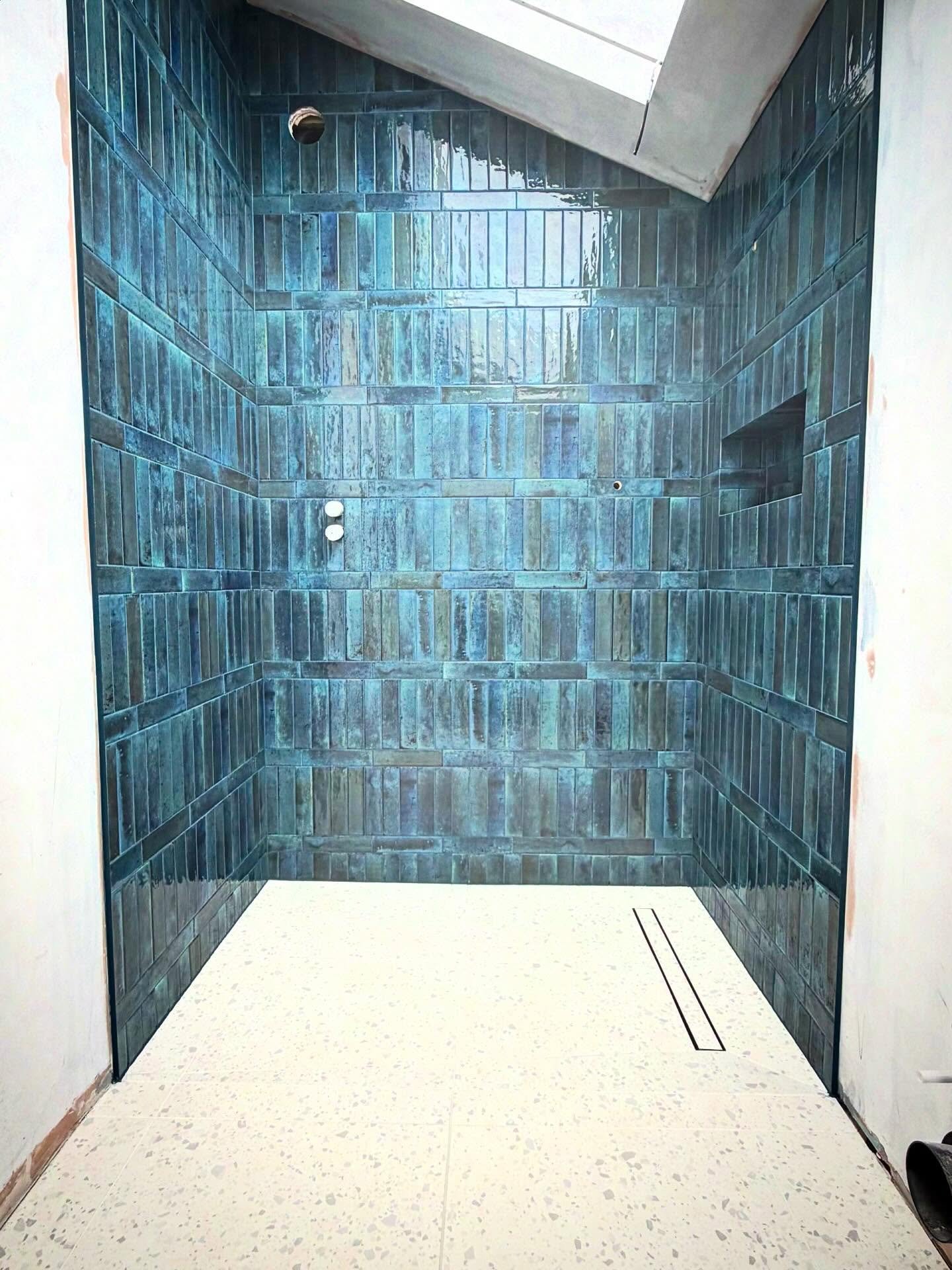 Stunner @ipsumukltd #tiler #tiling #tiles #tilework #wetroom