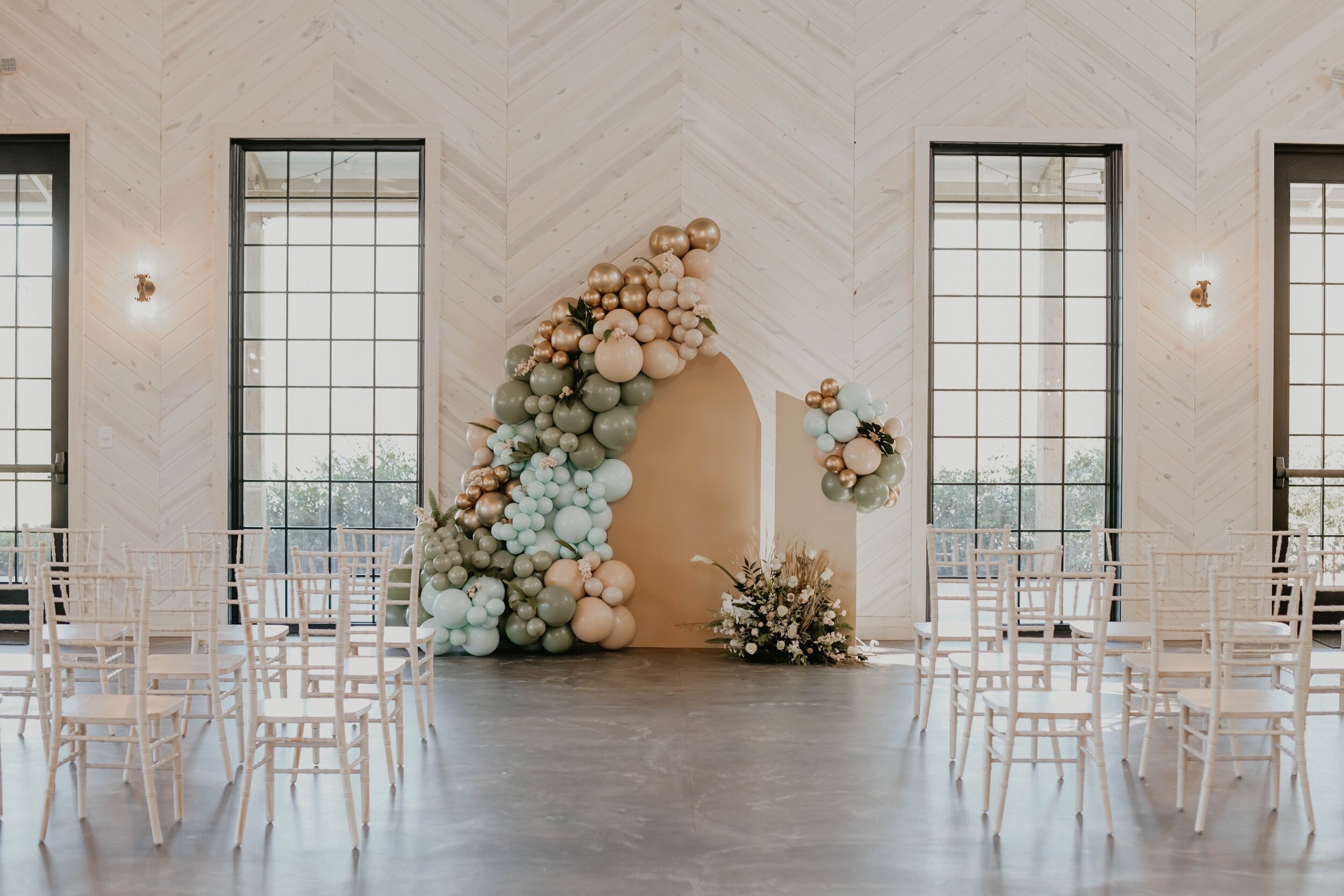 Ashley Stone Photography (Balloon Blueprint)
