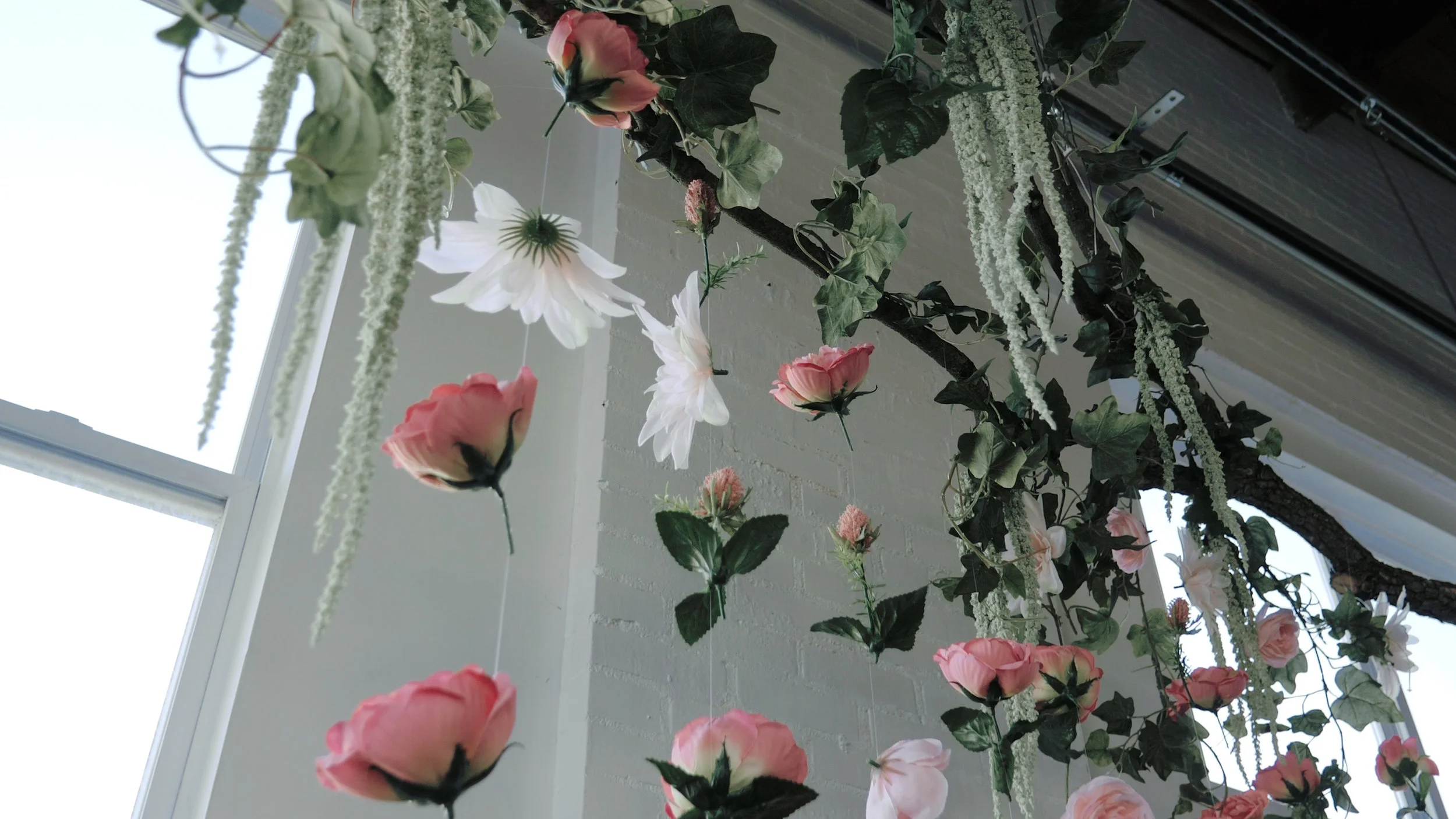 Flowers hanging.jpg
