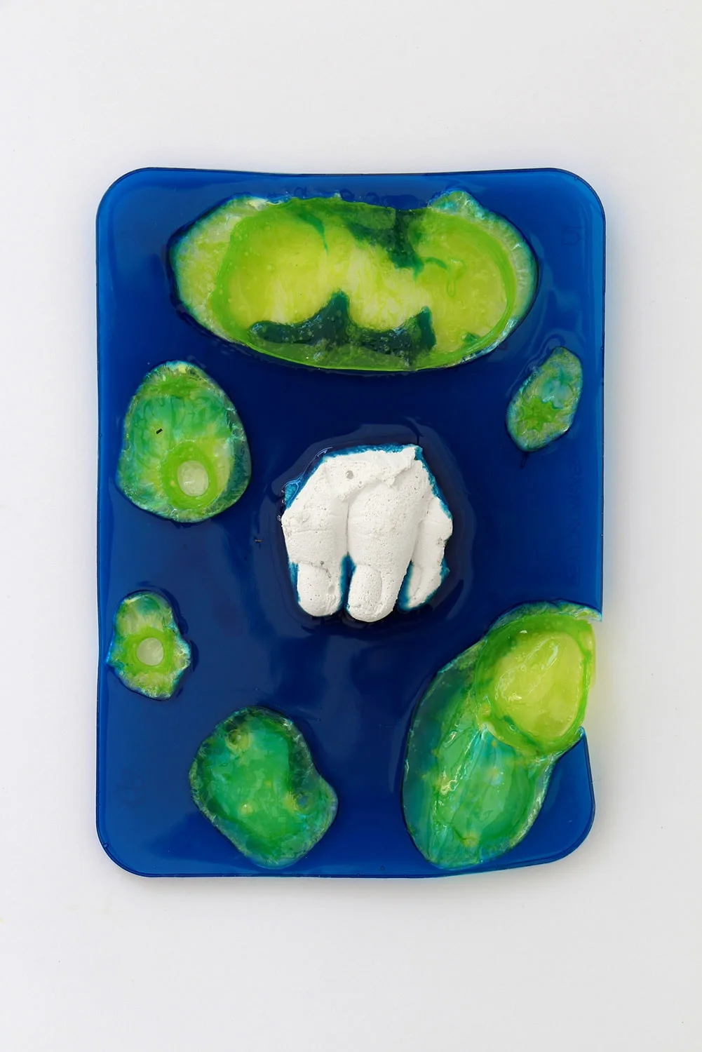 FR 19, 2016, plaster, slime, resin, pigment, 20 x 13 cm