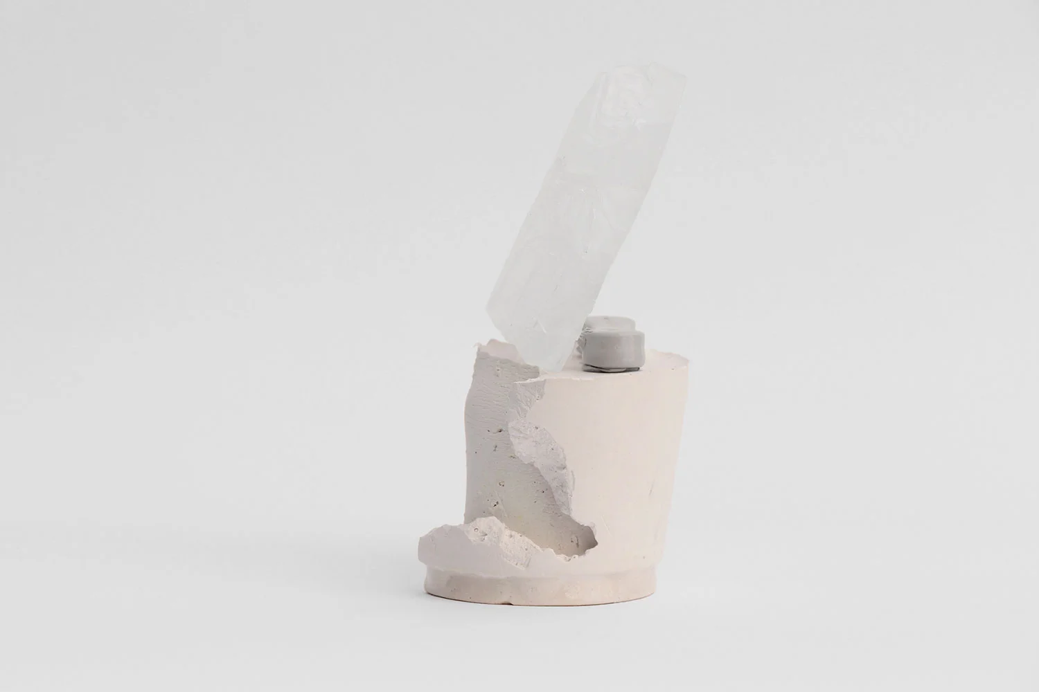 SP25, 2016, potassium alum, plaster cast (ankle), foam, liquid rubber, high tech alginate, 7,5 x 6,5 x 12,5 cm