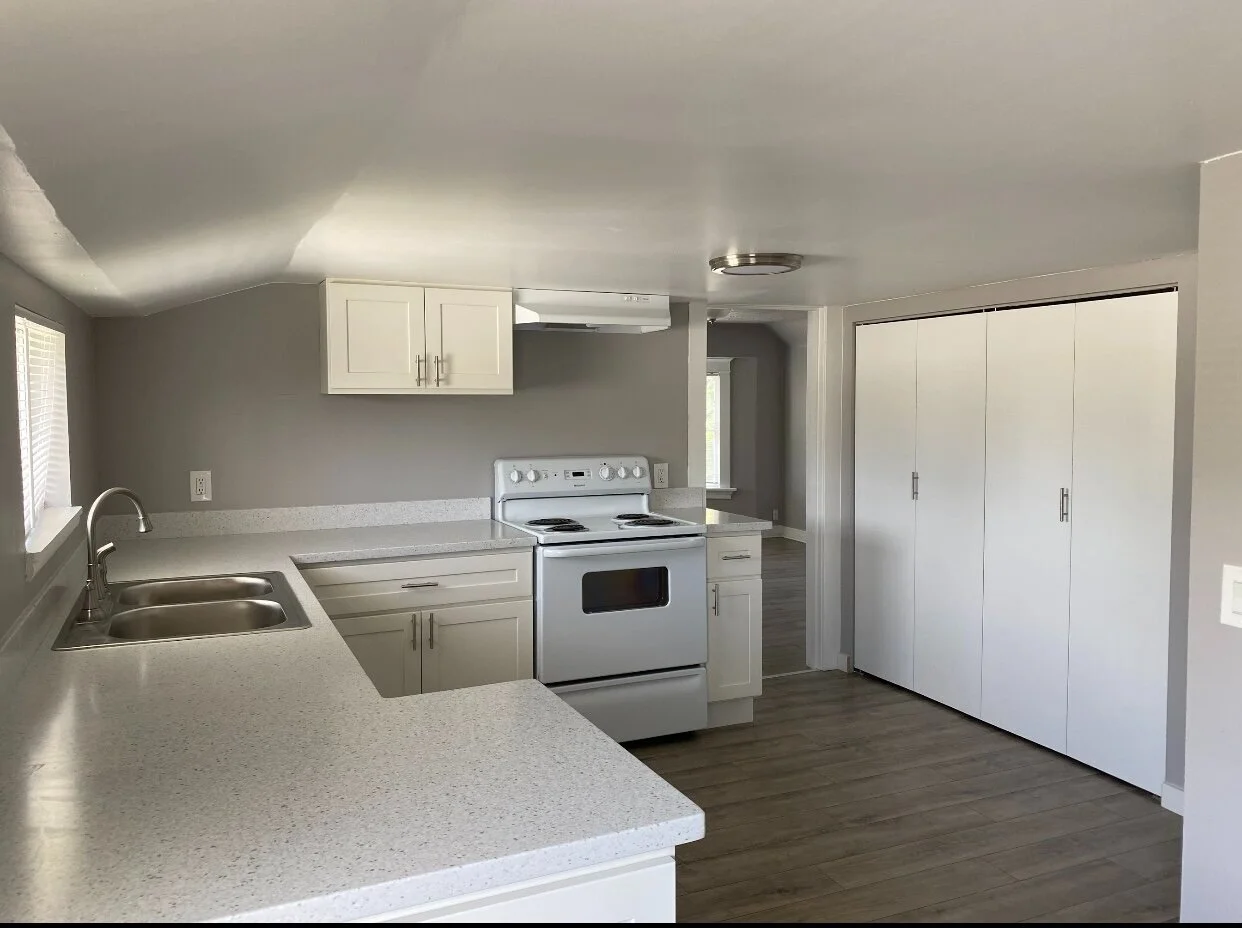 Apartment 5 Kitchen