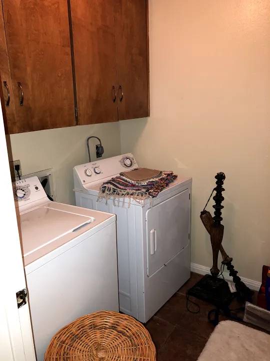 laundry room scott st.jpg
