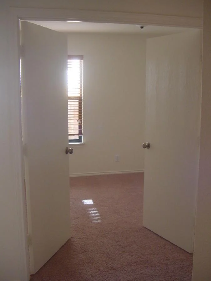 206 Calixto office_study.jpg