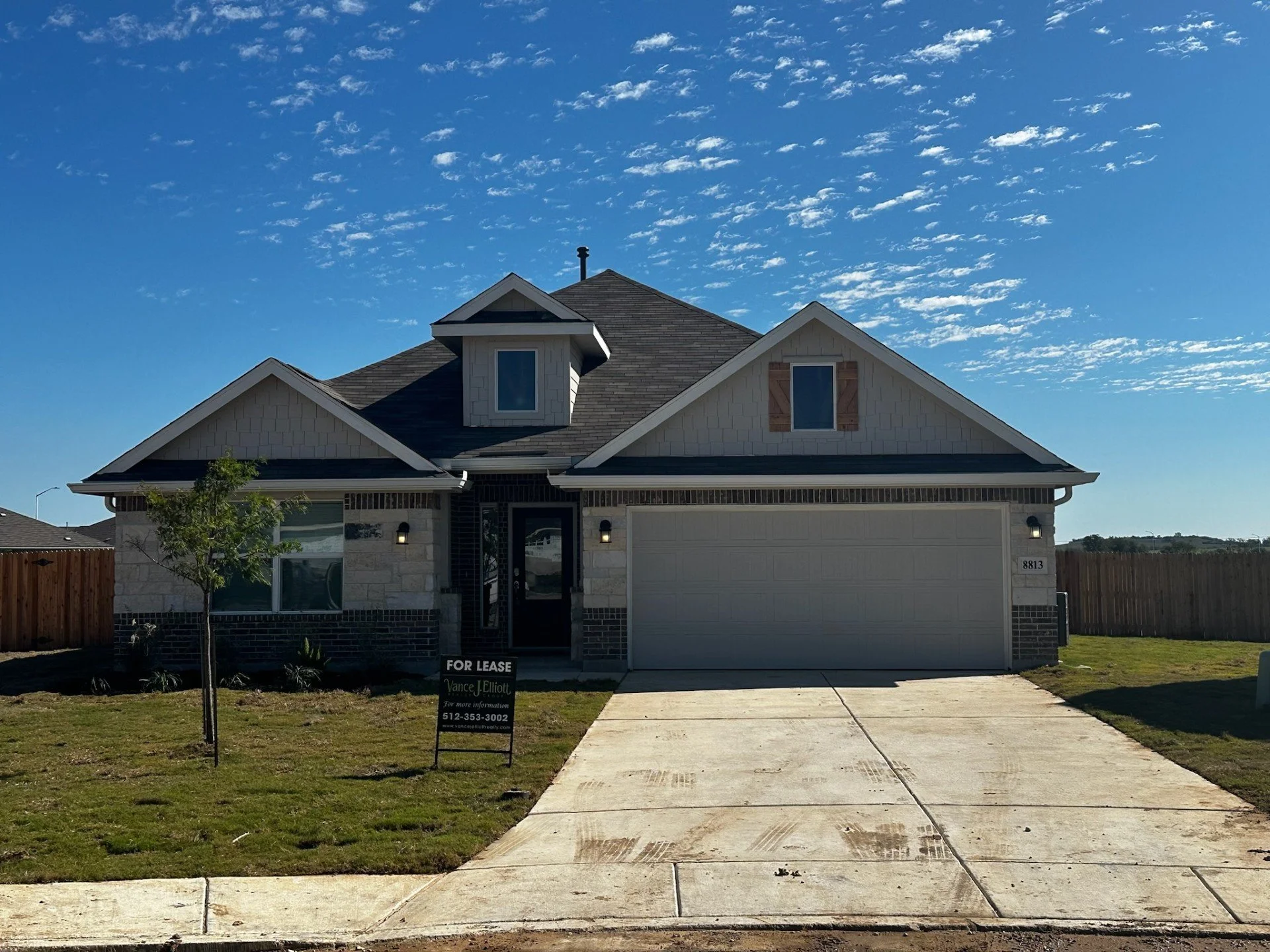 8813 Tio Flores Vance J. Elliott Realty Group