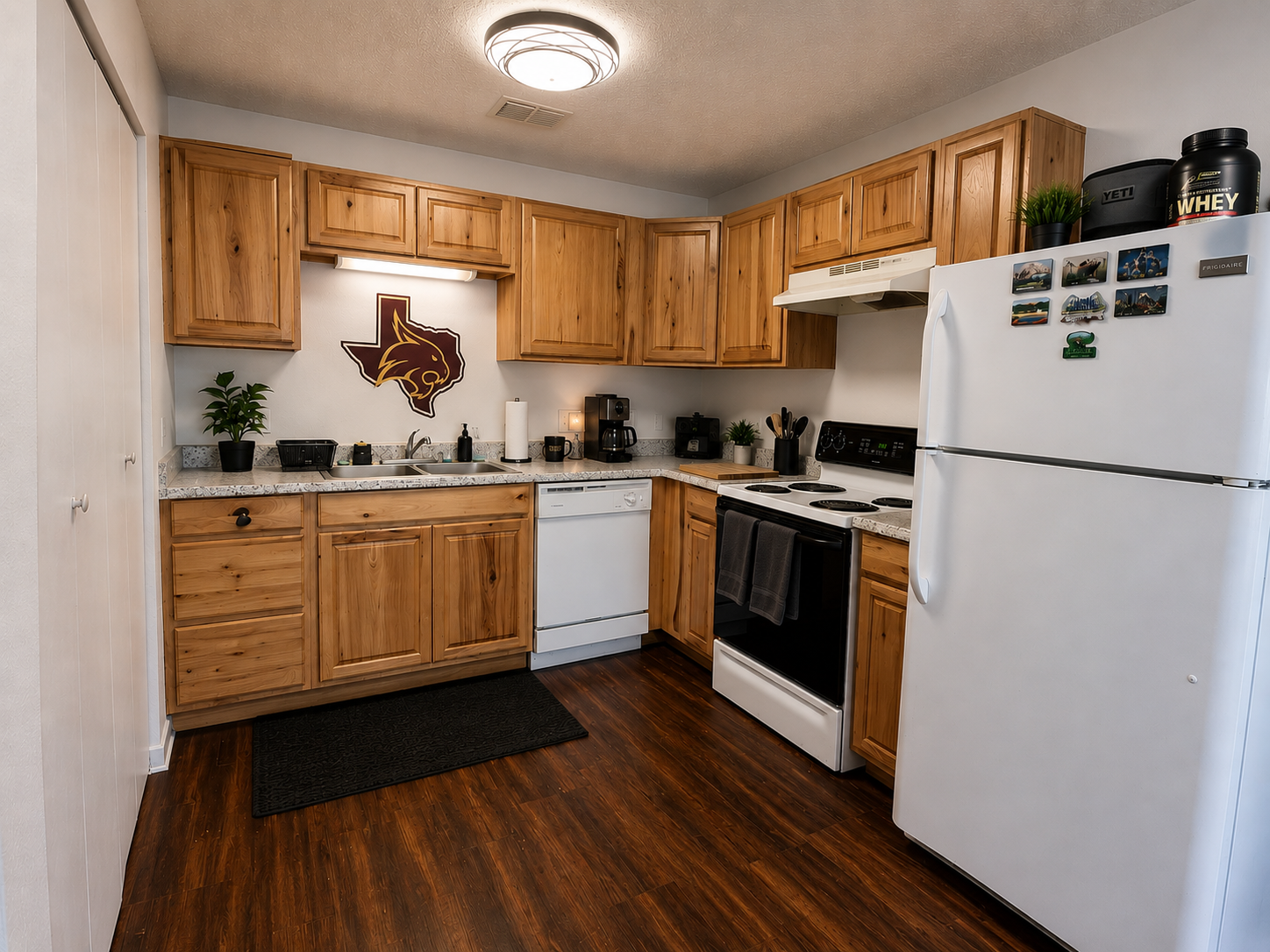106 Ladybird Ln Kitchen