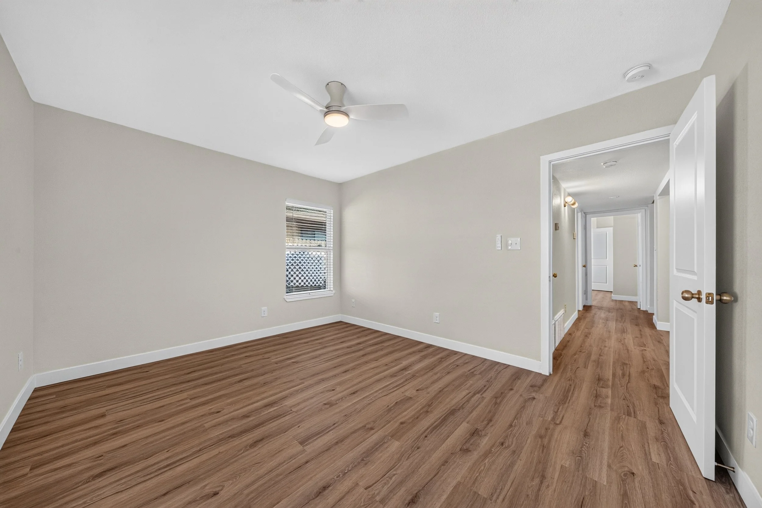 534 Brightwood Pl-22.jpg