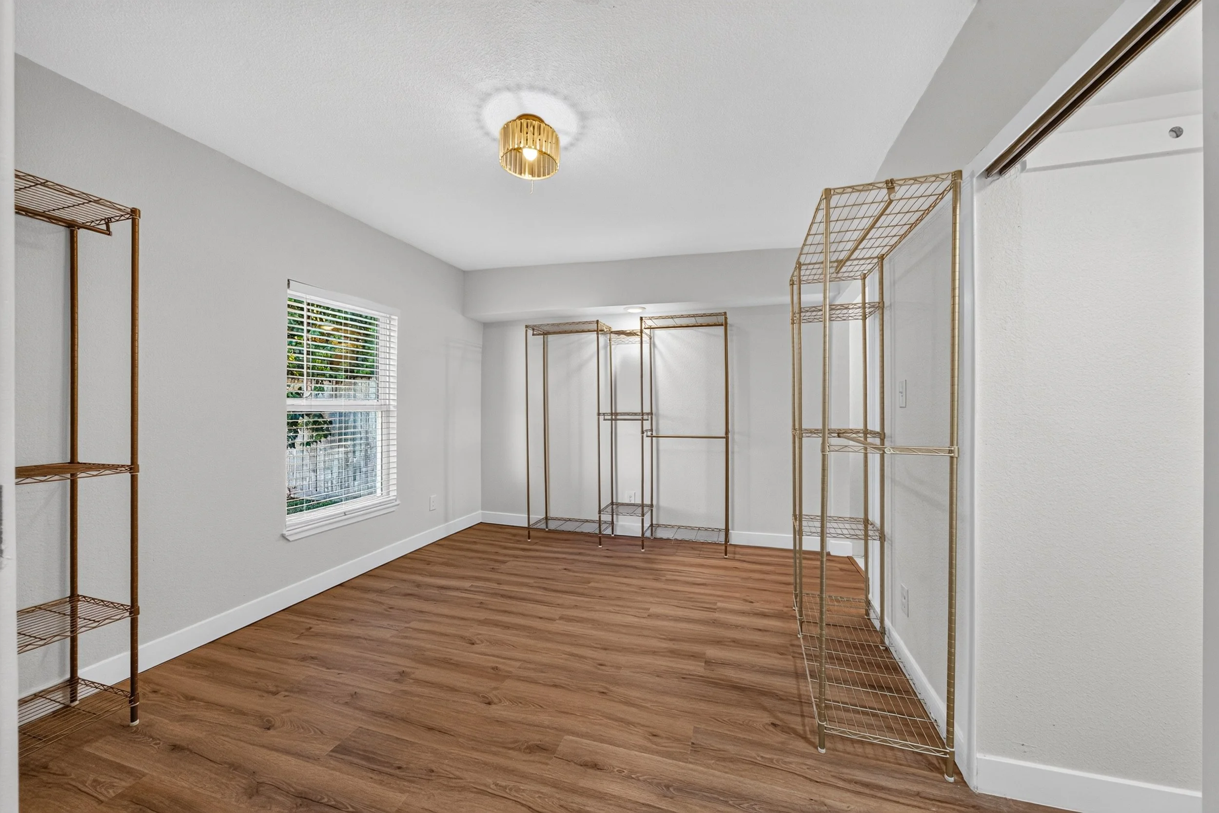 534 Brightwood Pl-20.jpg