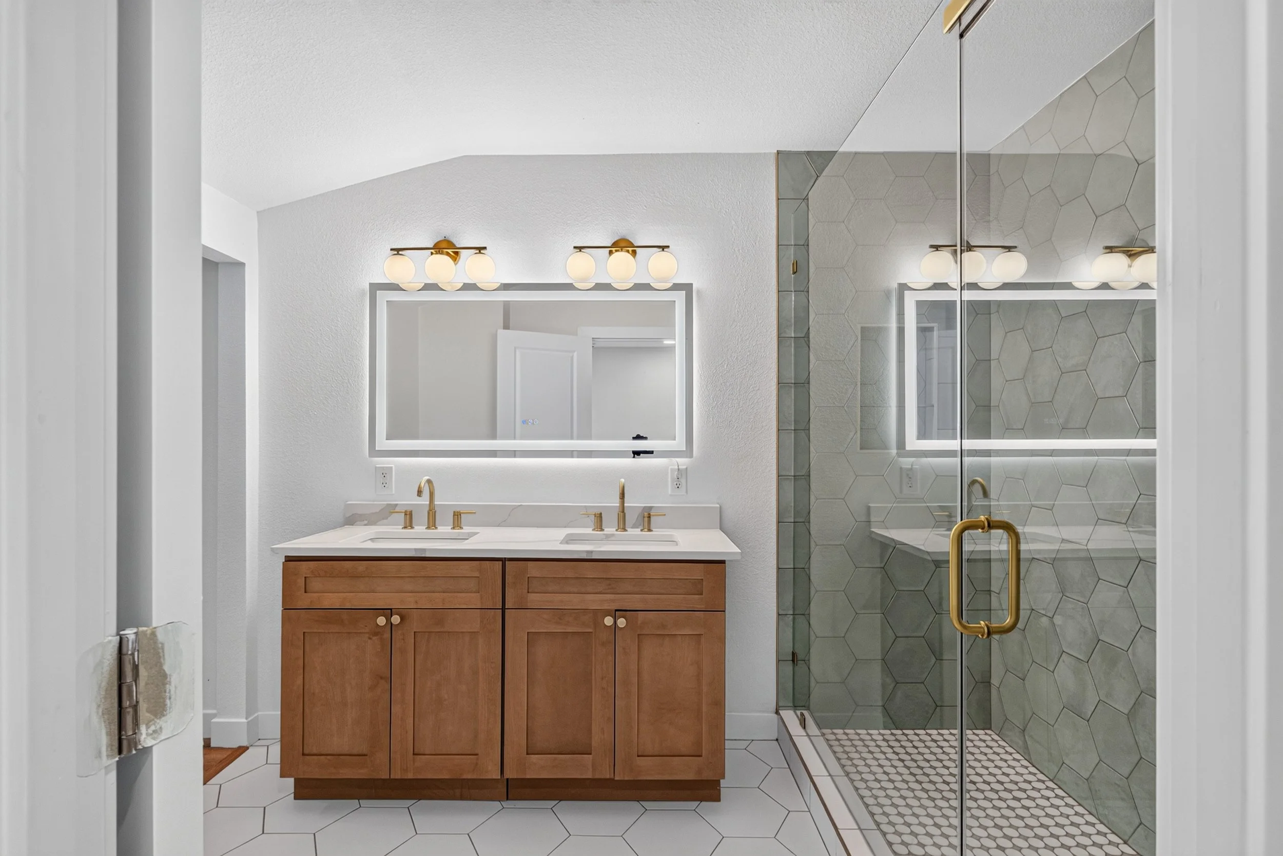 534 Brightwood Pl-18.jpg