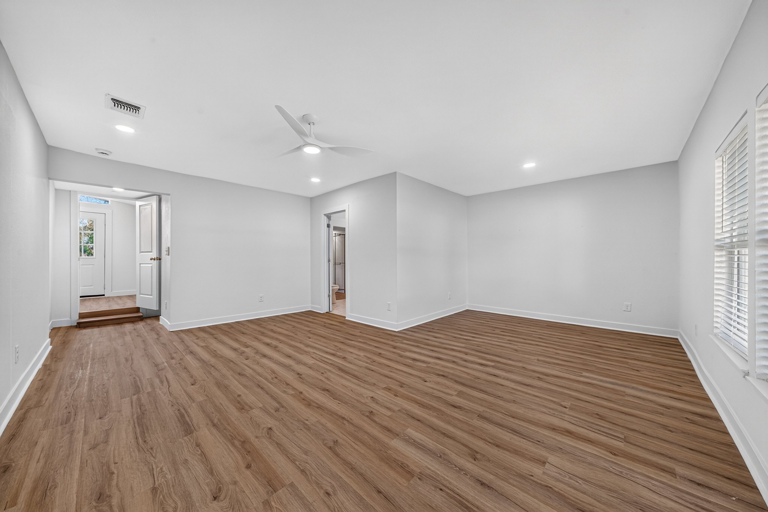 534 Brightwood Pl-16.jpg