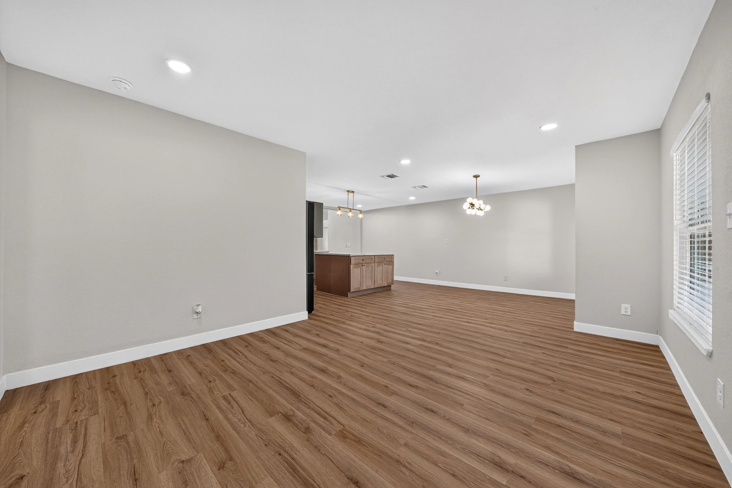 534 Brightwood Pl-6.jpg