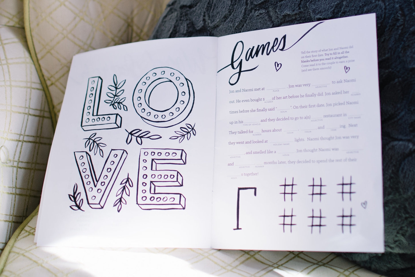 naomipaperco-wedding-activitybook5.jpg
