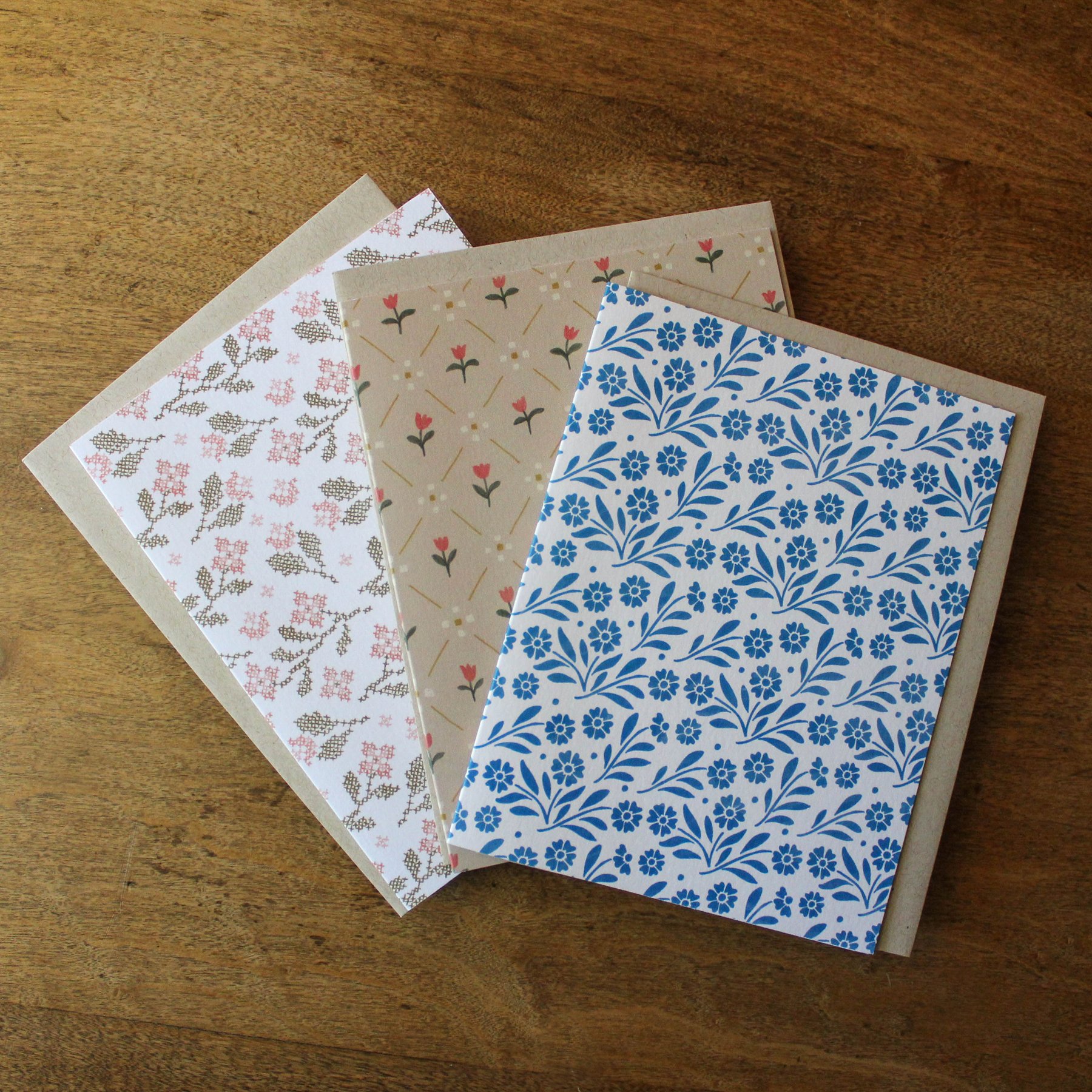 naomipaperco-floral-pattern-cards-bundle.jpg