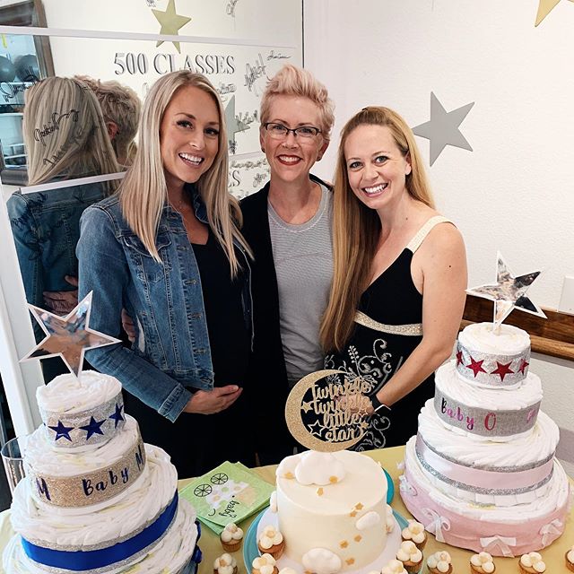Still feeling the love from yesterday&rsquo;s surprise baby shower. 🥰 You all got me good, and are the absolute sweetest for how much love and effort you put into pulling this off for @jordan_mcclanahan and I 😂 🙌🏼 (I know I didn&rsquo;t make it e