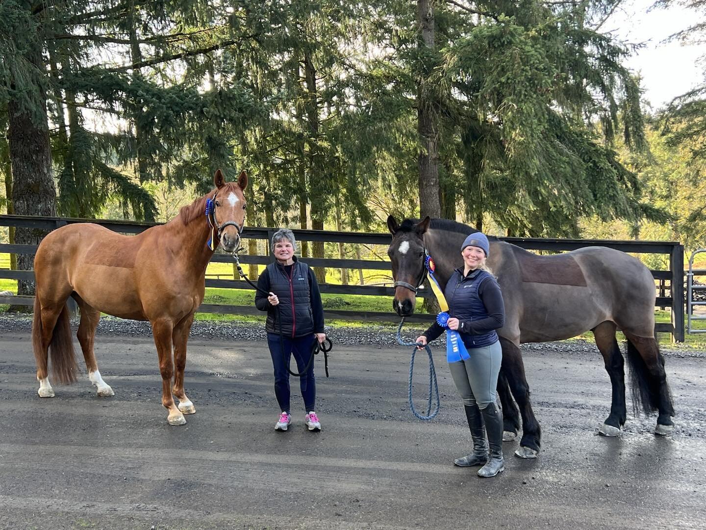 The High Point showgirls! Tami and lemon and Elin and Trudeau. Great rides!