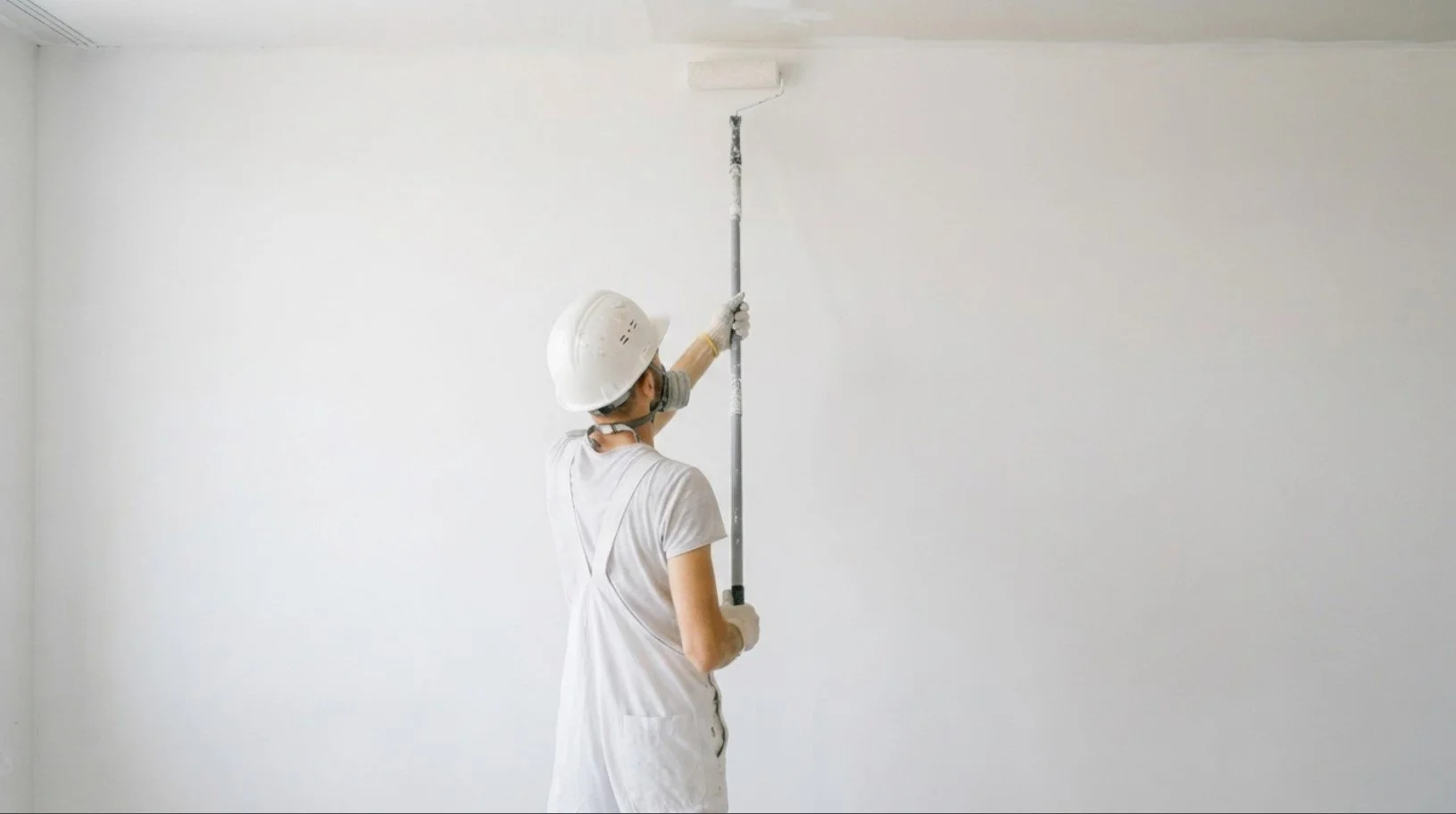 Painting From A 5 Gallon Bucket (Easy Guide)