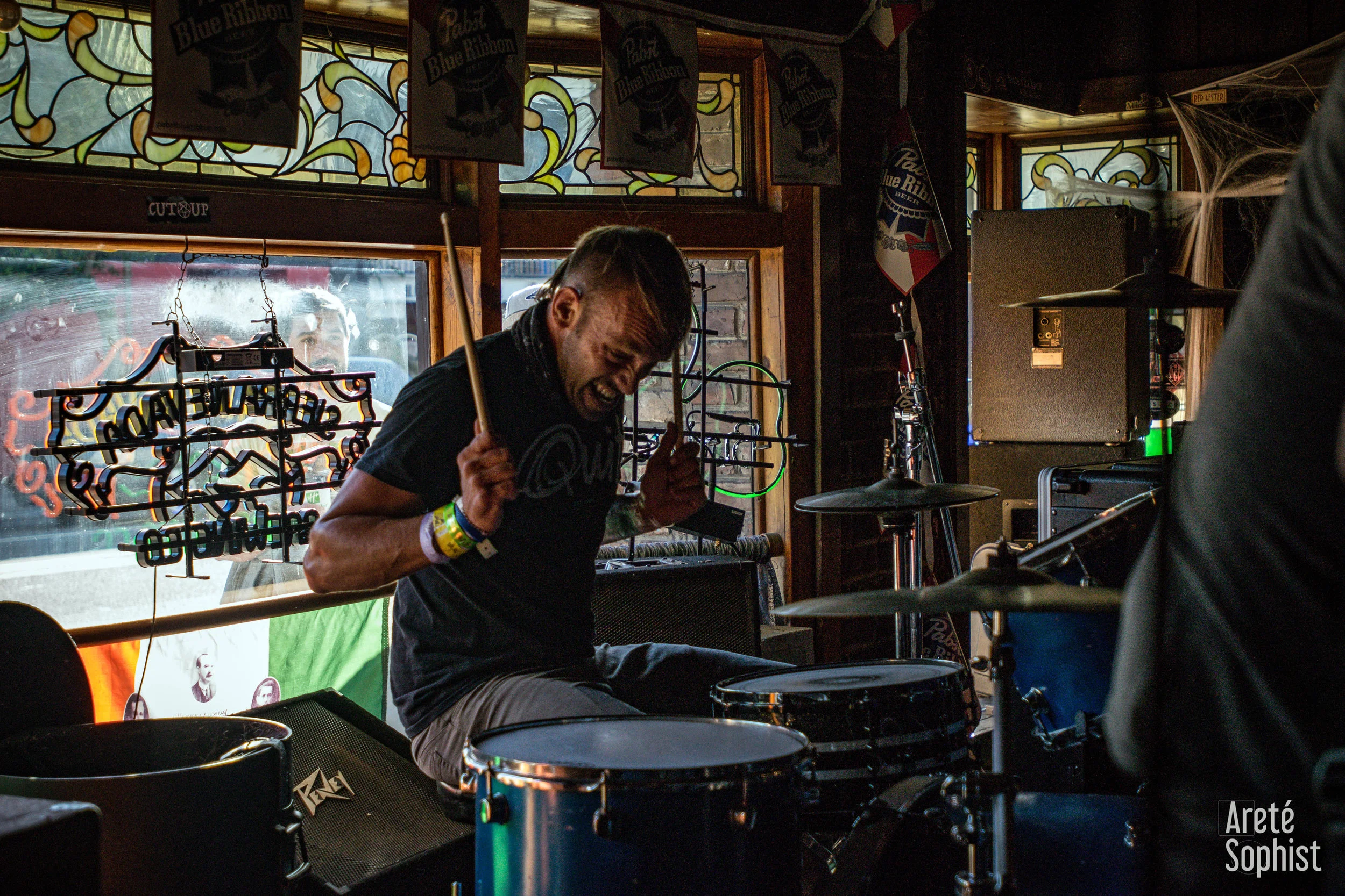 KidYouNot.DurtyNellys.Sunday.LorienSmith-005.jpg