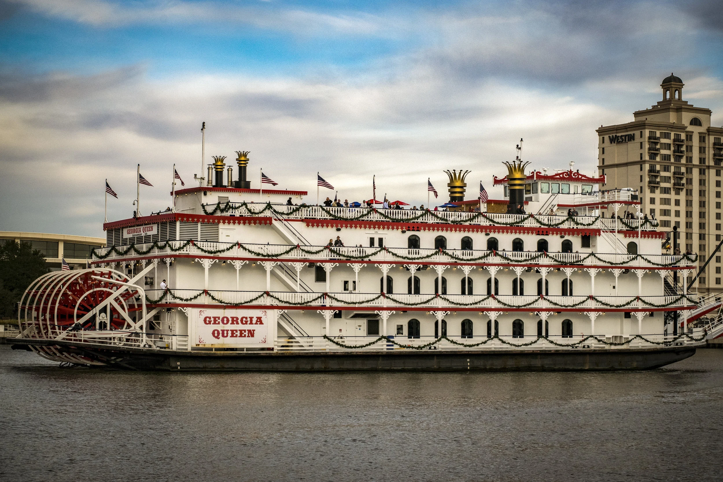 RiverSt.Savannah.112517.LorienSmith-006 copy.jpg