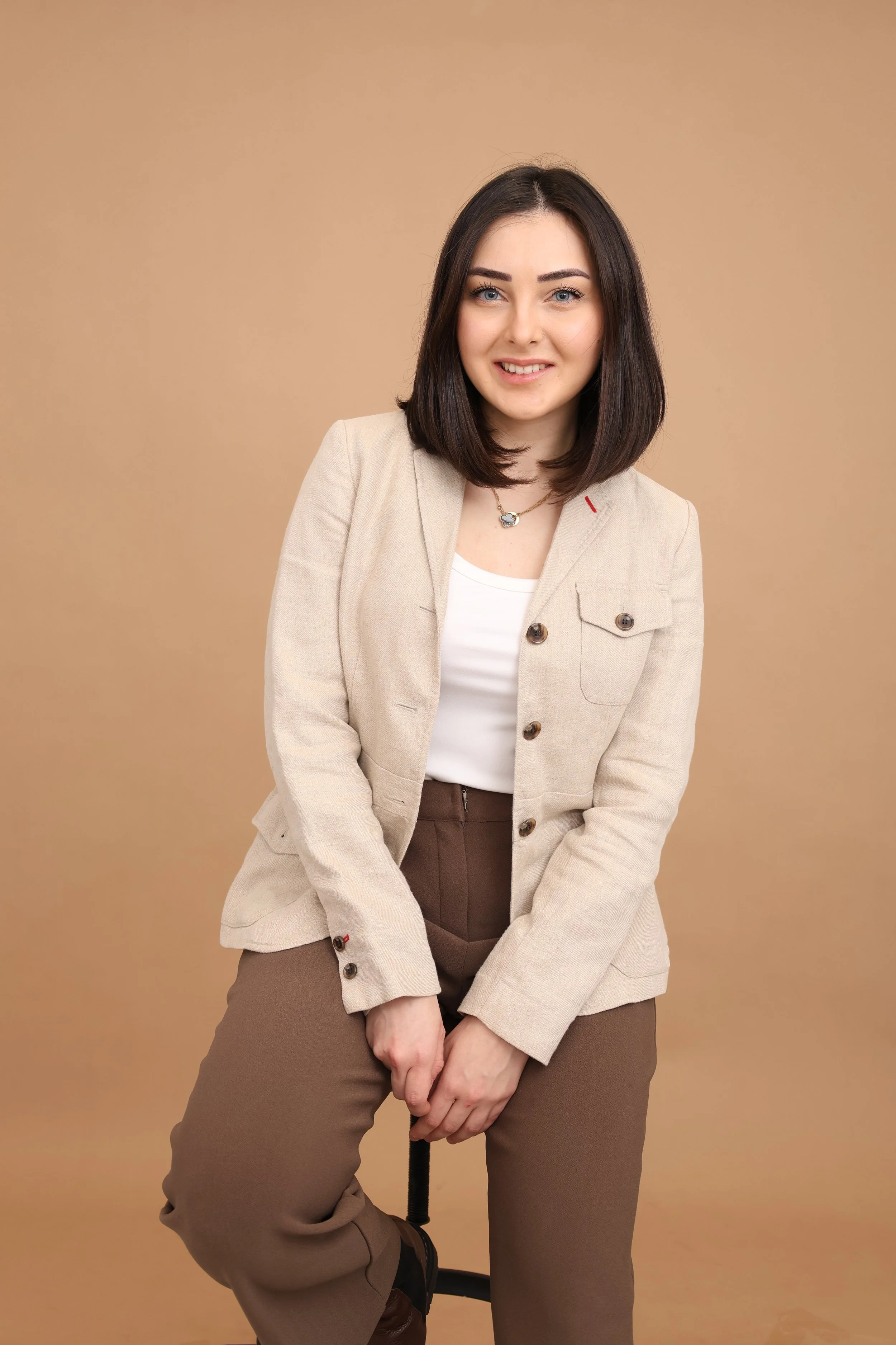 Idil Karateke, 100-Sum Game Podcast Host | Previously Finance at Tim Hortons, Brand Marketing at Four Seasons