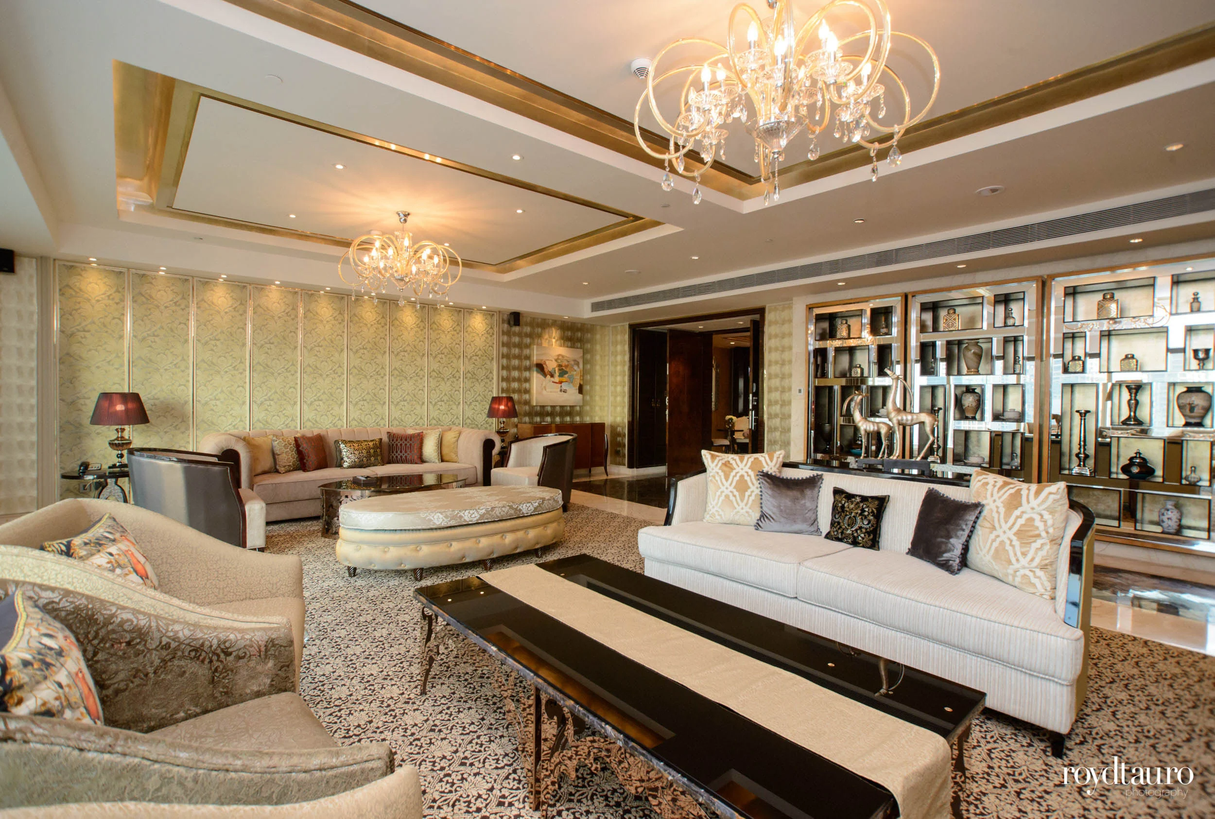 Royd-Tauro-Architecture-Interior-9.jpg