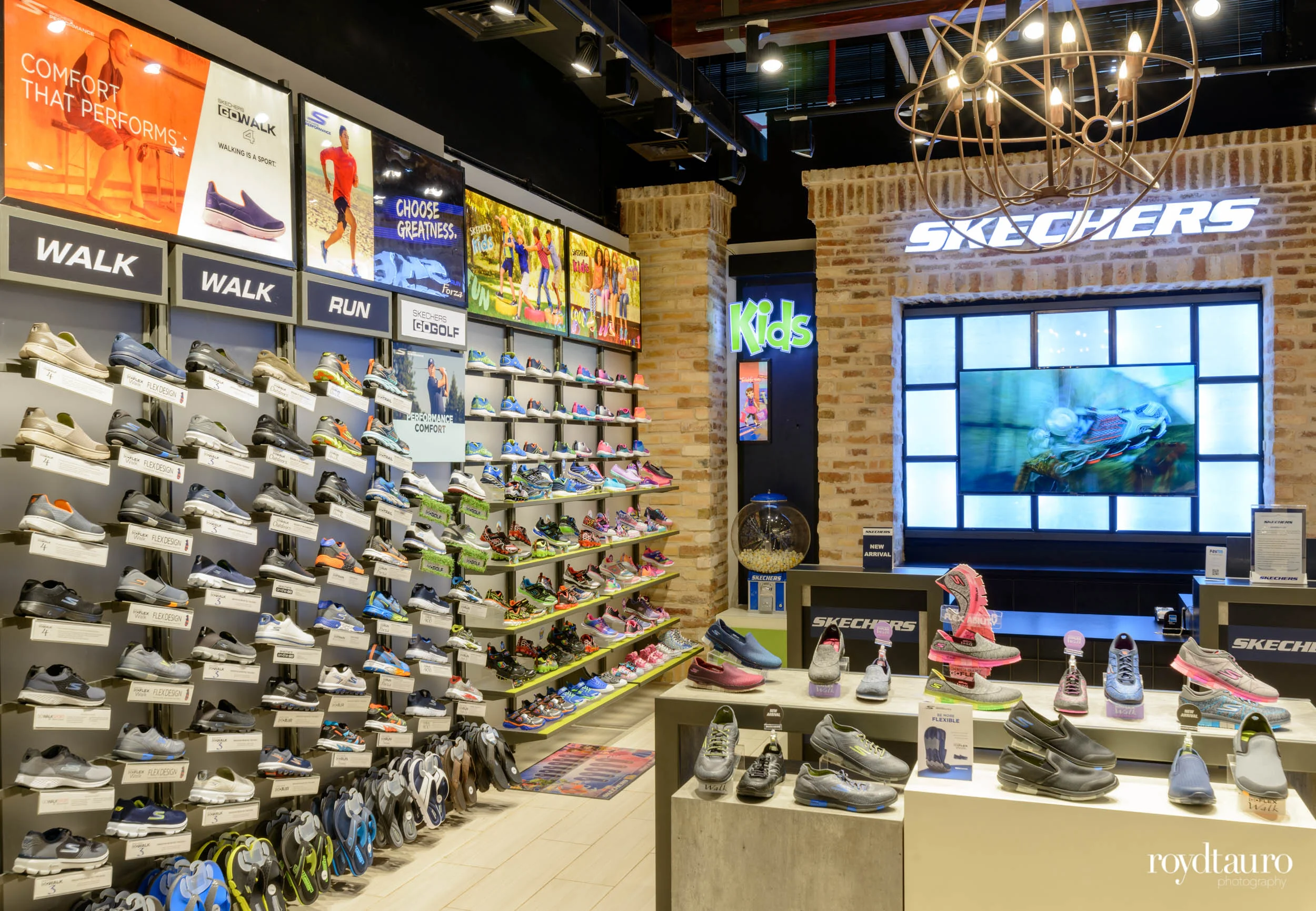 Skechers-13.jpg