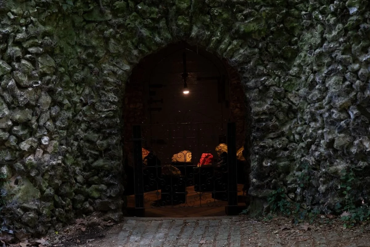Fluvii Grotto