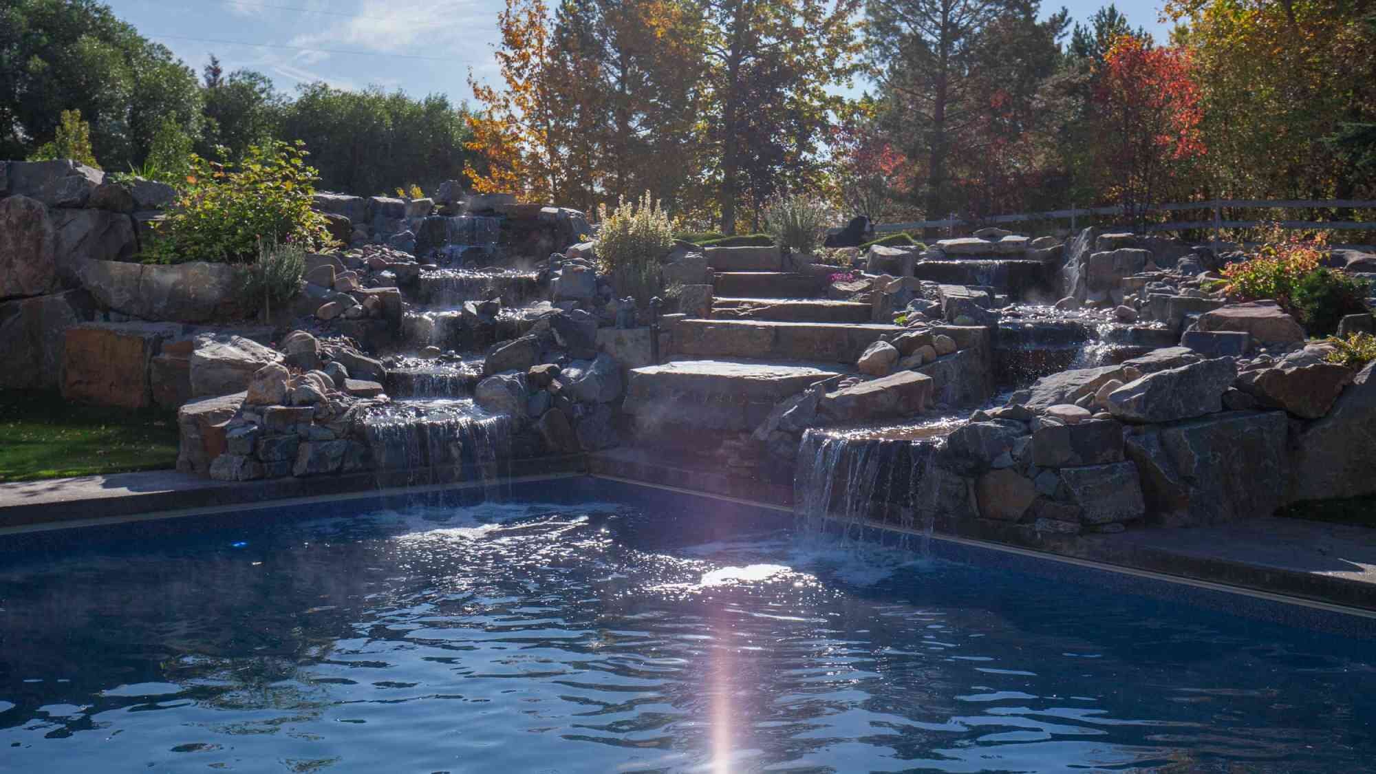 Water_Feature_&_backyard_Swimming_pool (1).jpg