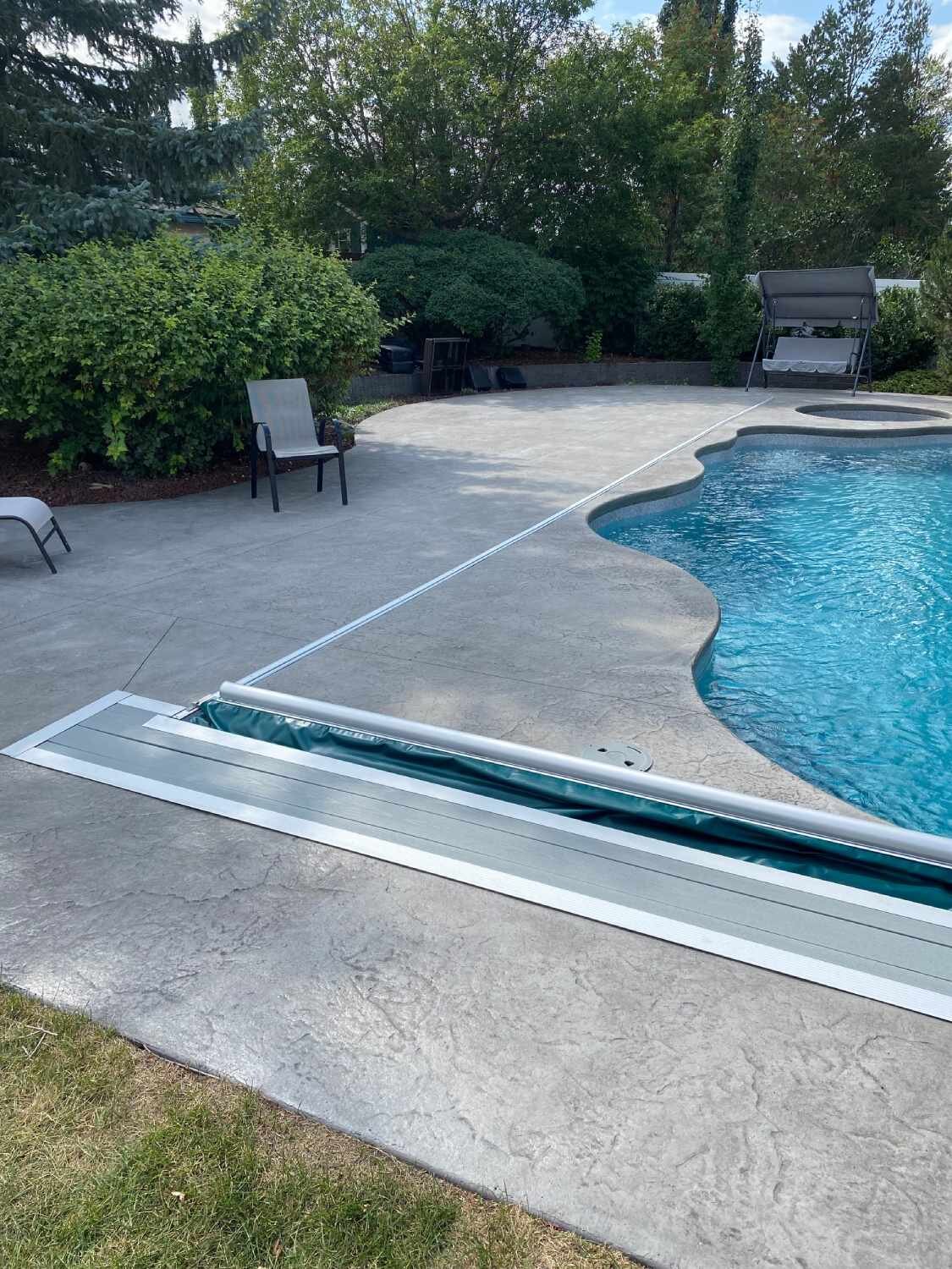 Automatic Pool Cover Left.jpg