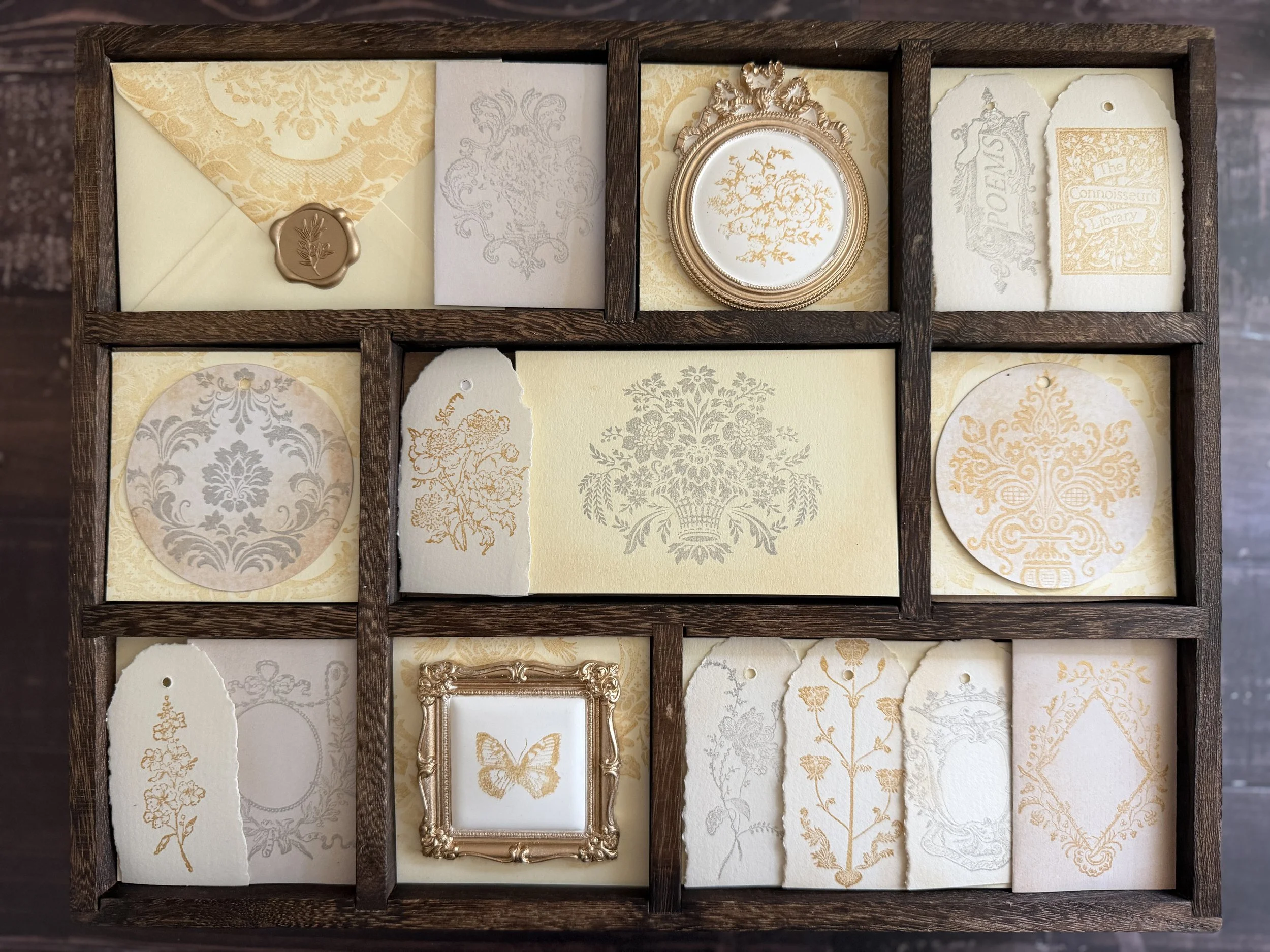 Silver and Gold Ink_Wall Frame Project 4.JPG