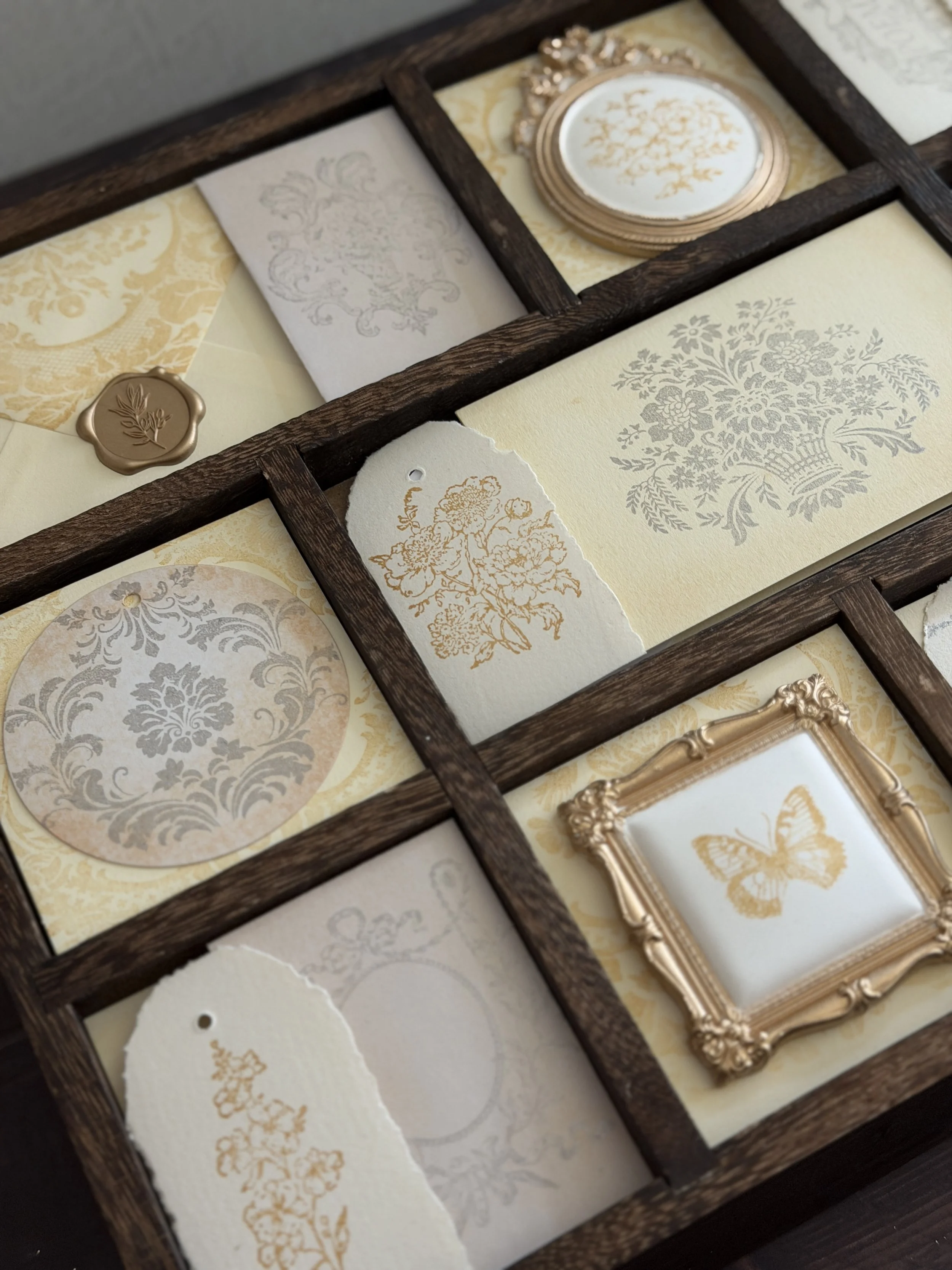 Silver and Gold Ink_Wall Frame Project 1.JPG