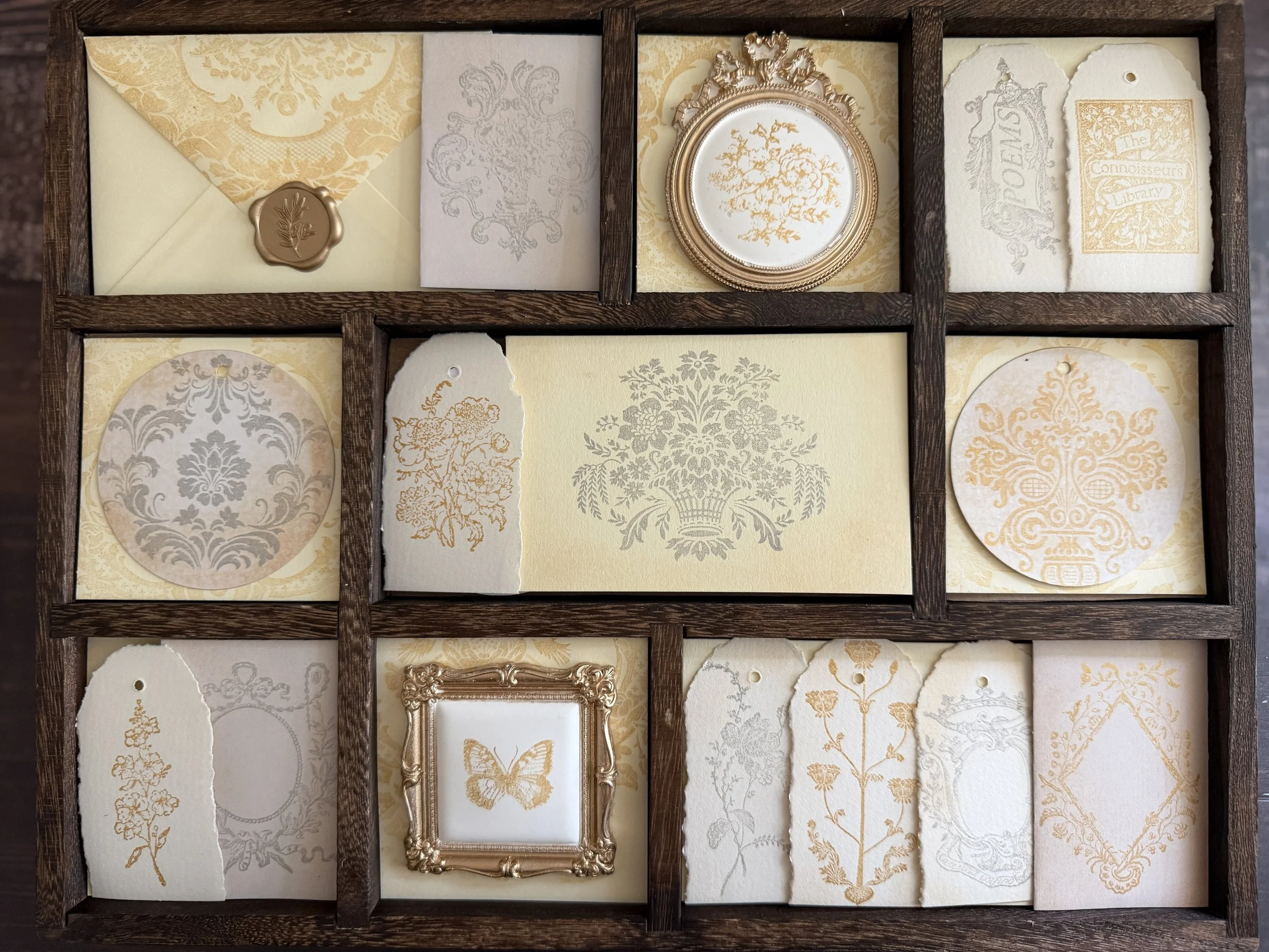 Silver and Gold Ink_Wall Frame Project 2.JPG